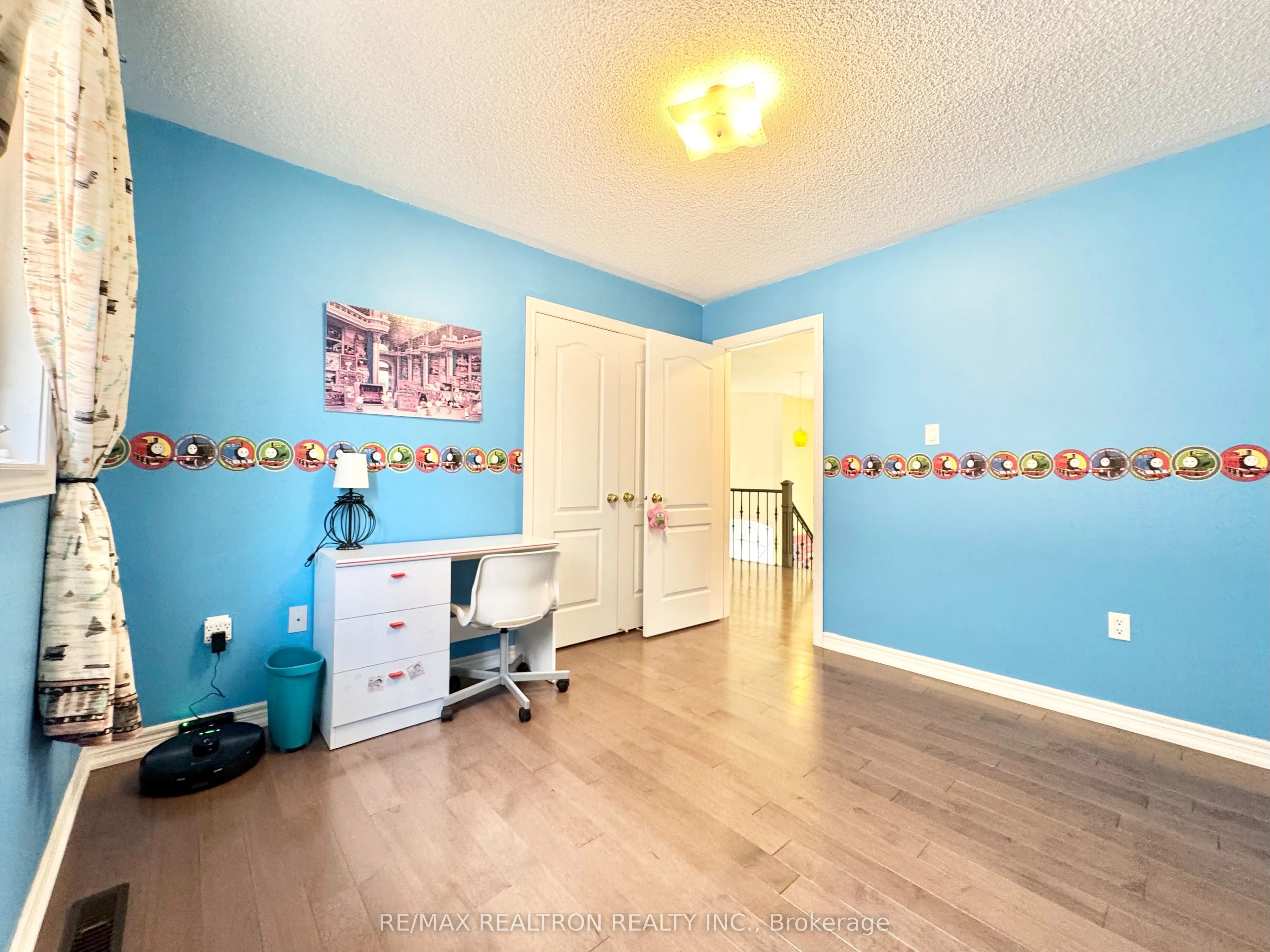 2 Redmond Drive