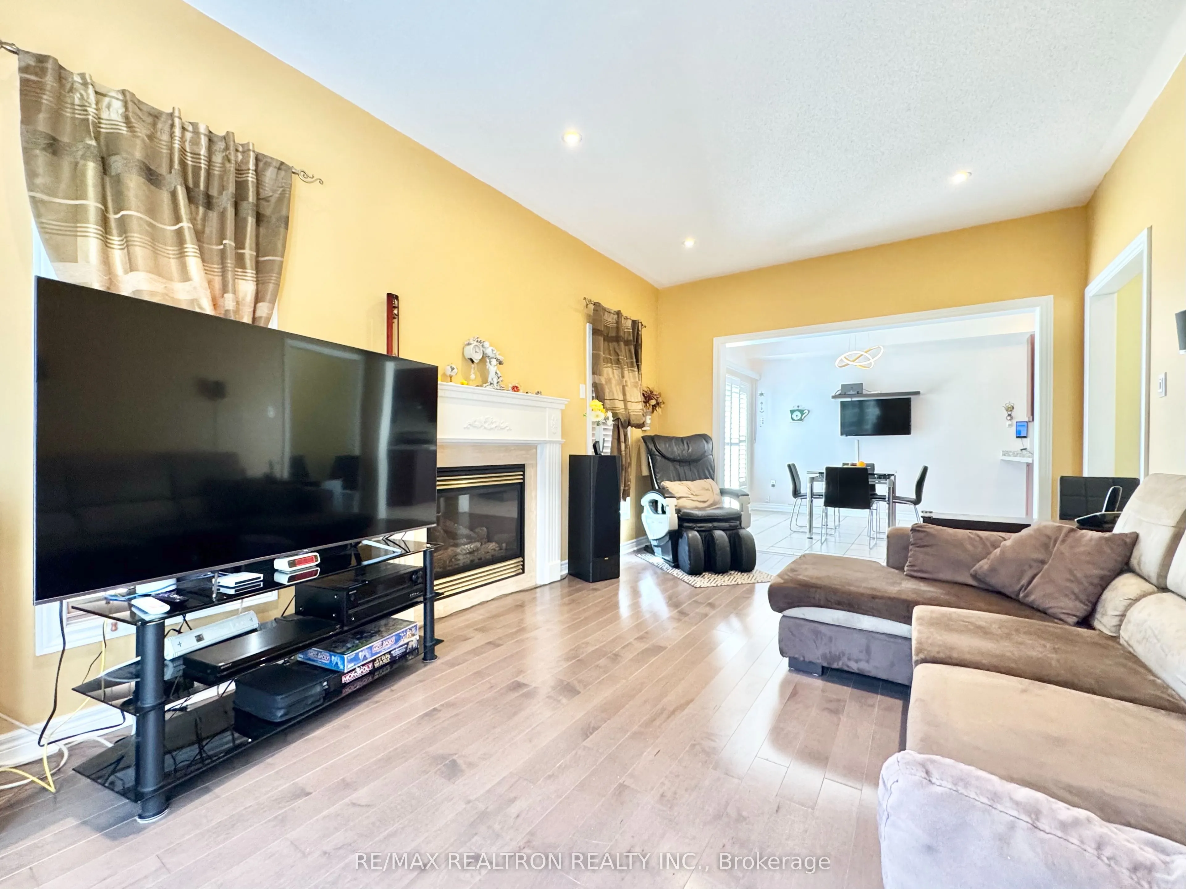 2 Redmond Drive