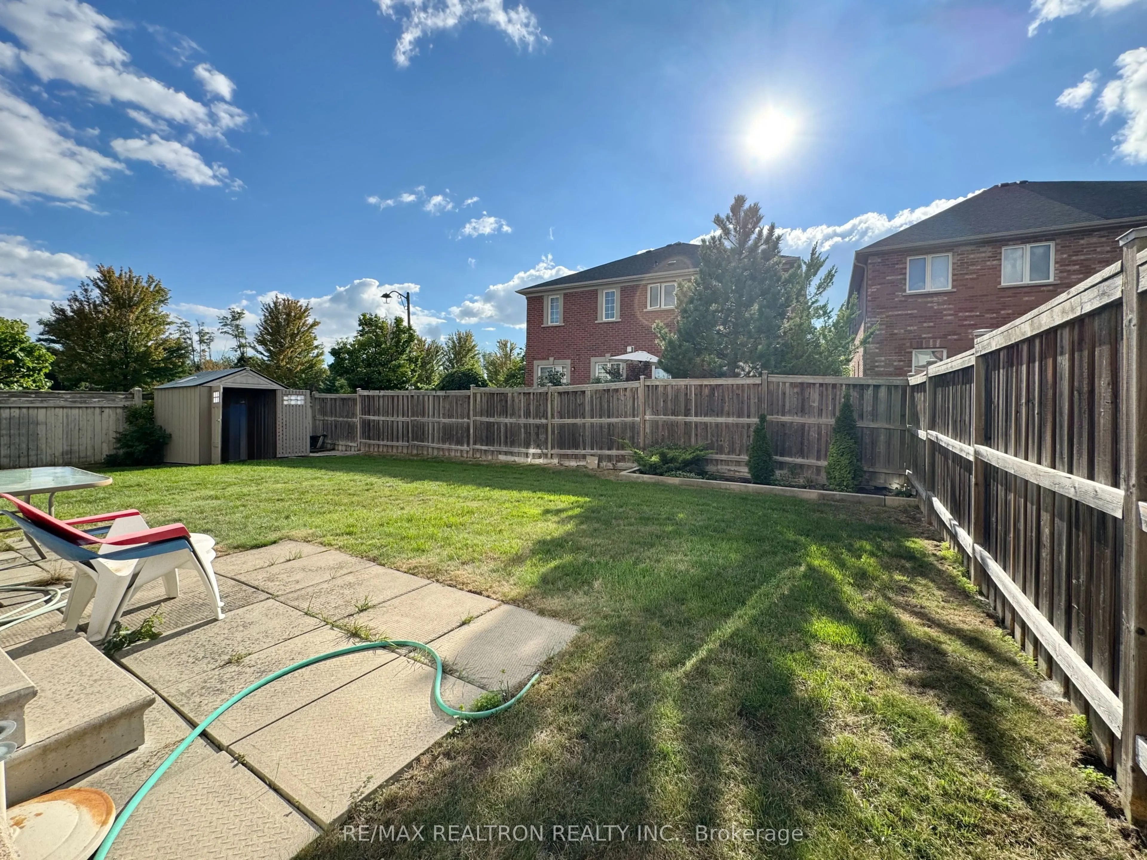 2 Redmond Drive