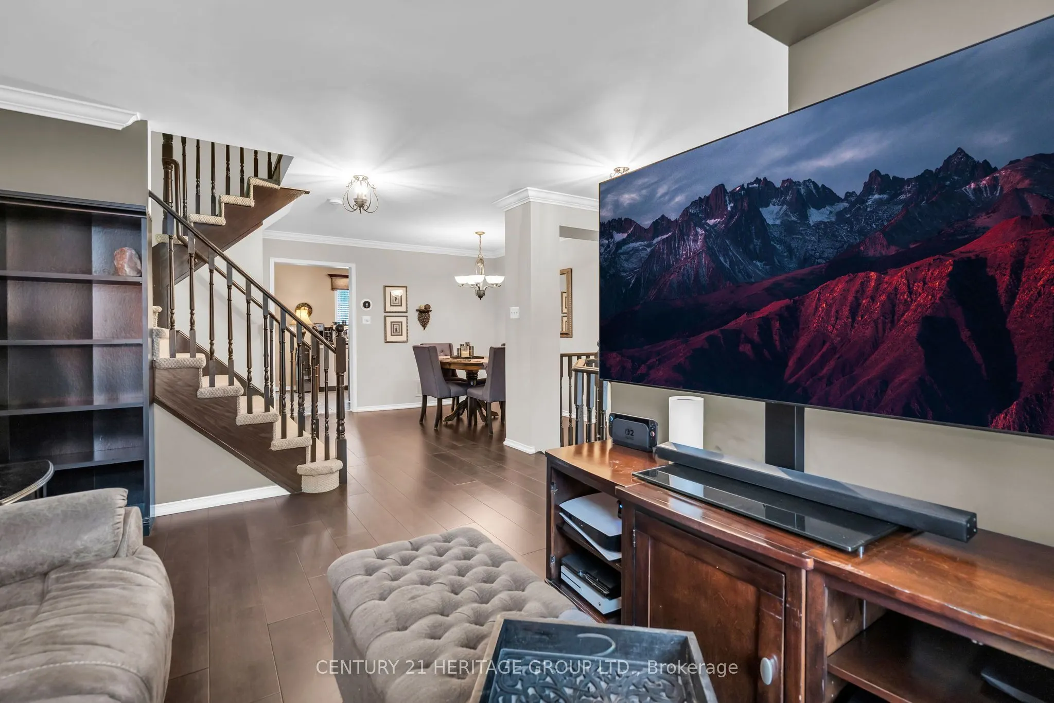 83 Mosaics Avenue #61