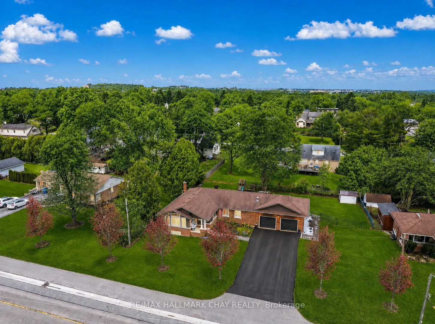 1587 Mount Albert Road