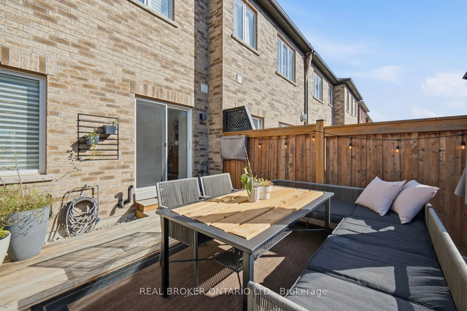65 Blackwell Crescent