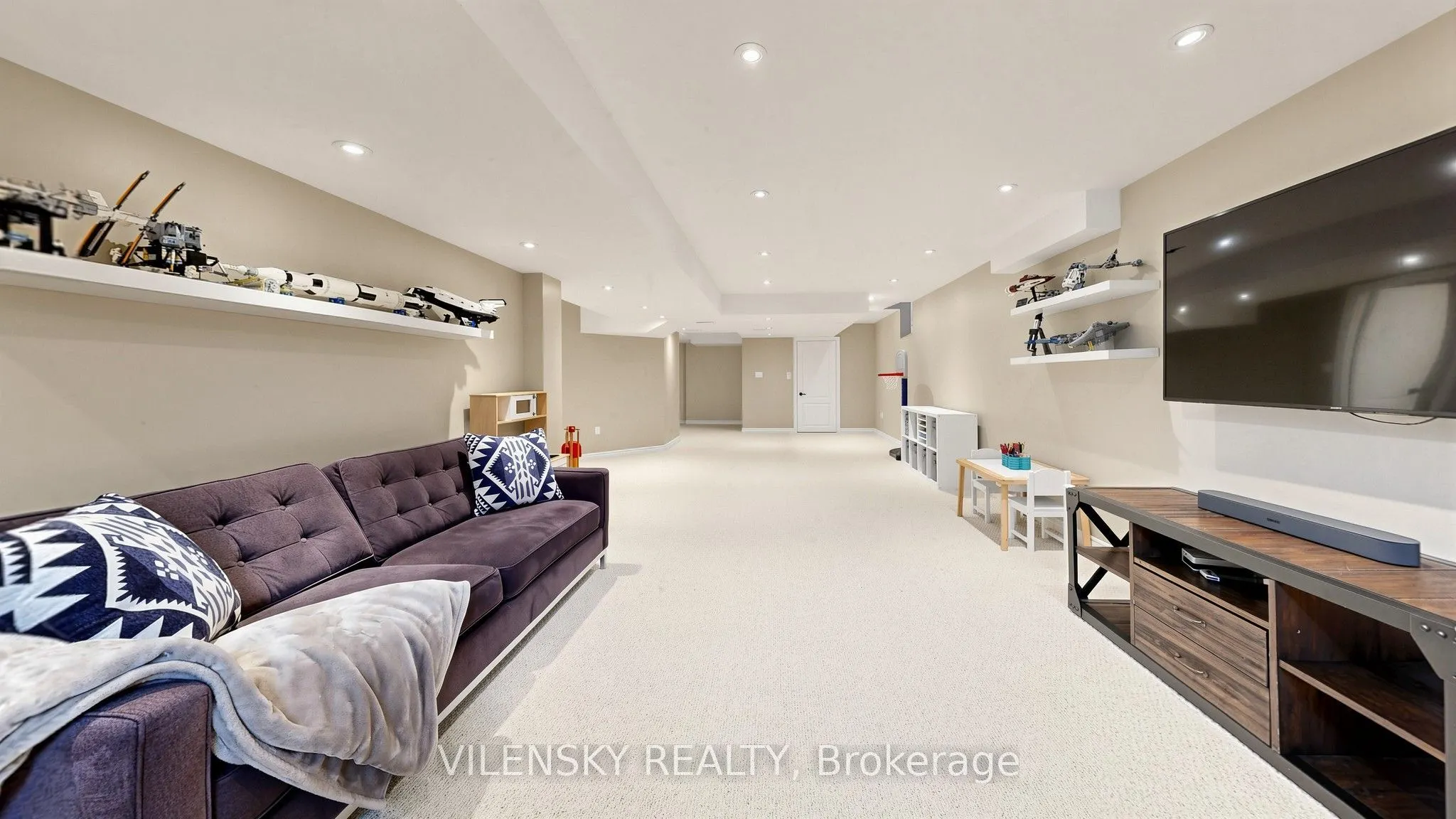464 Apple Blossom Drive