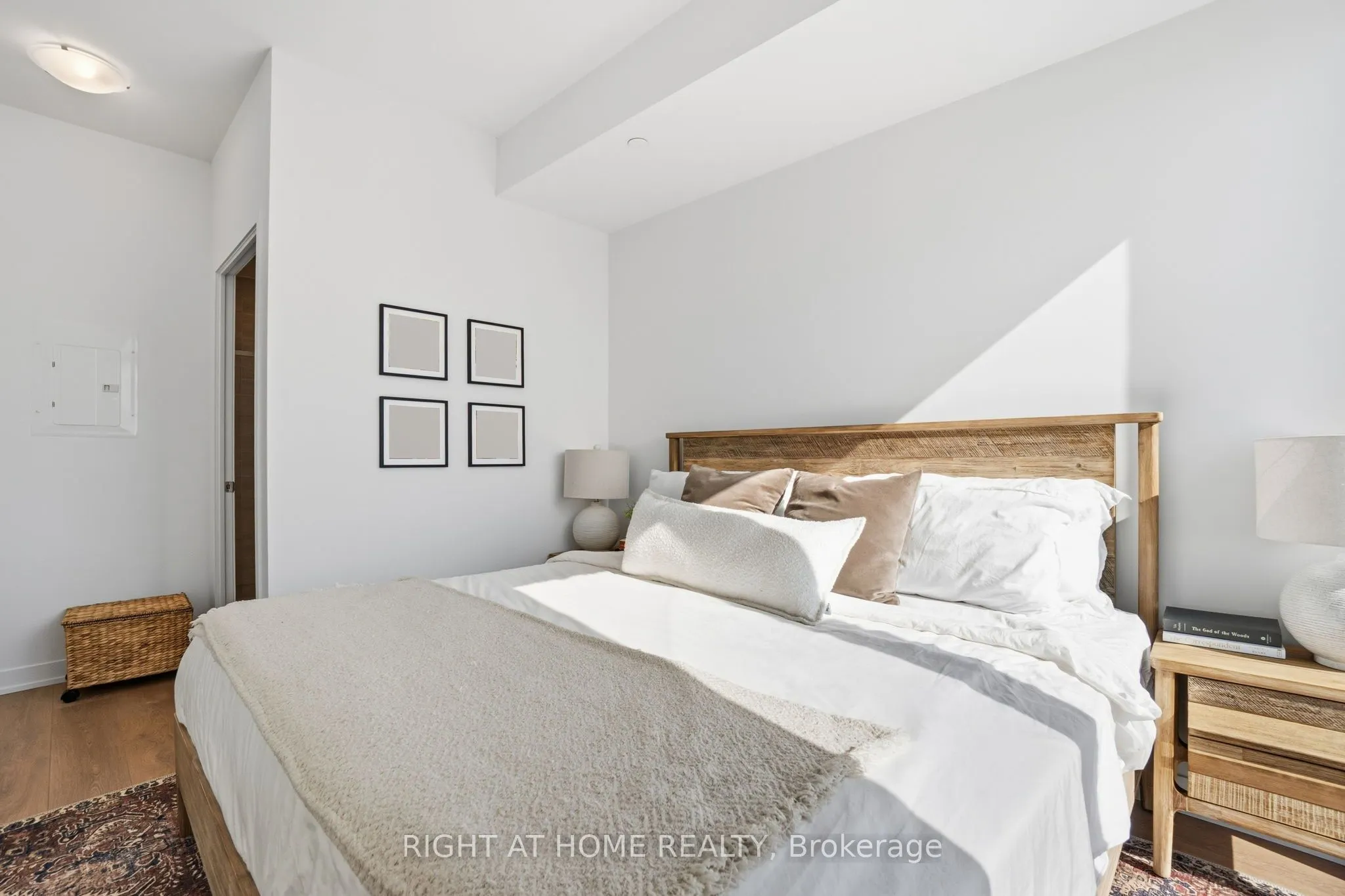 10 Abeja Street #1321