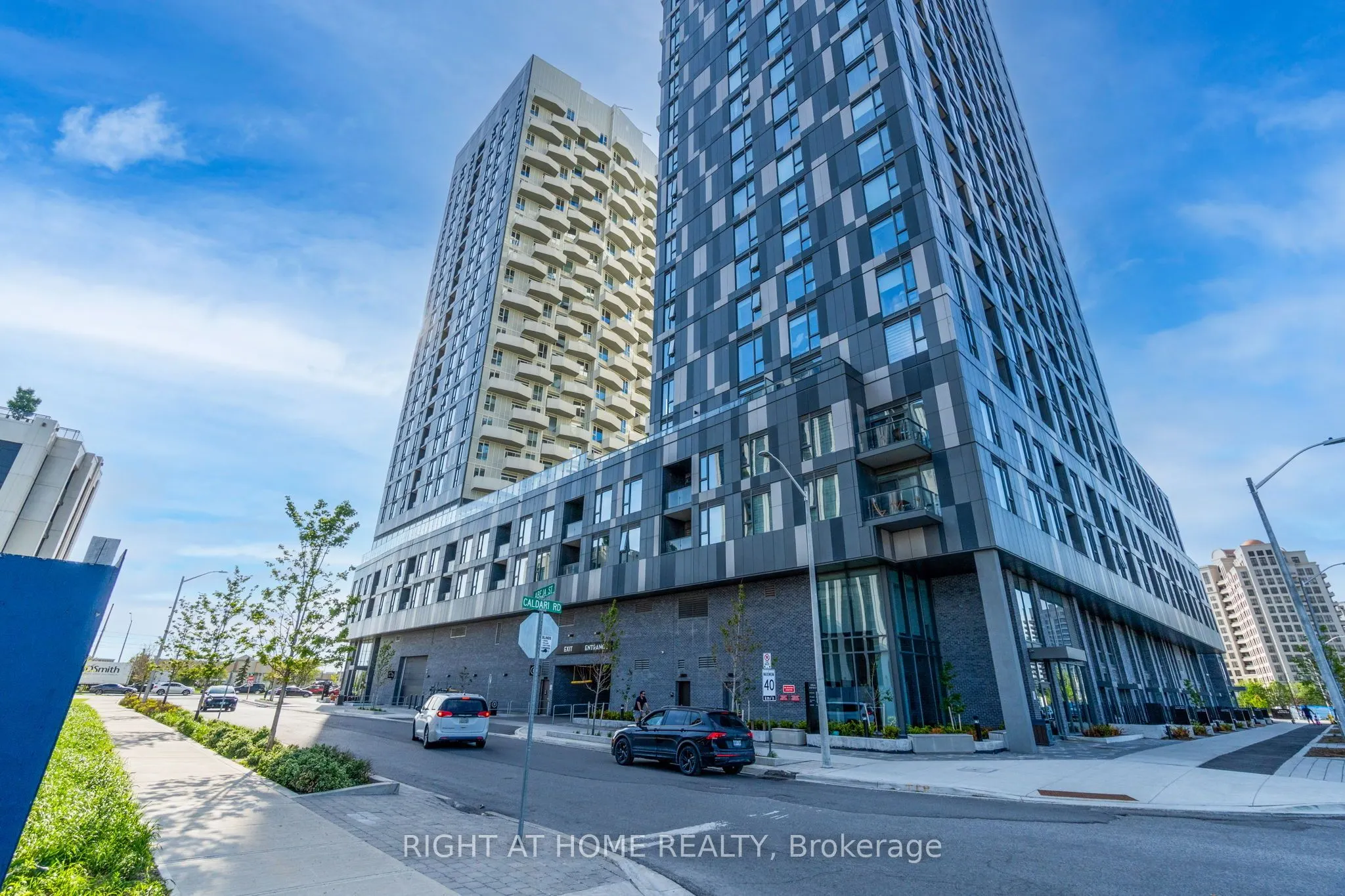 10 Abeja Street #1321