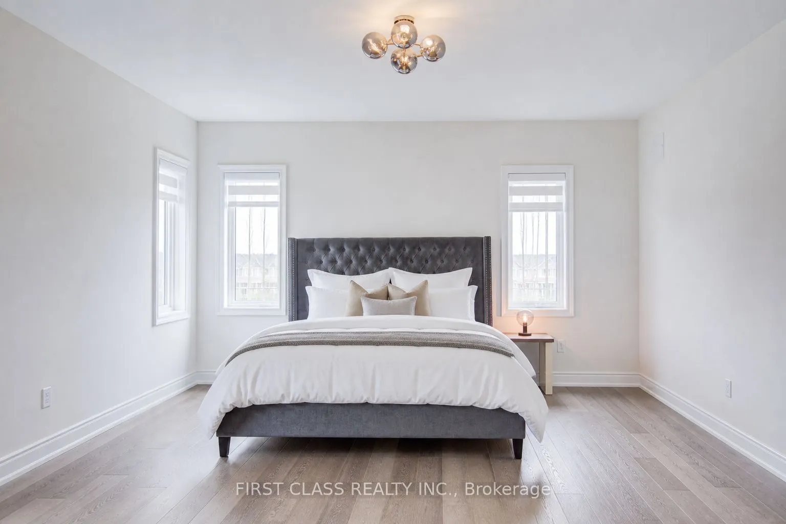 376 Seaview Heights