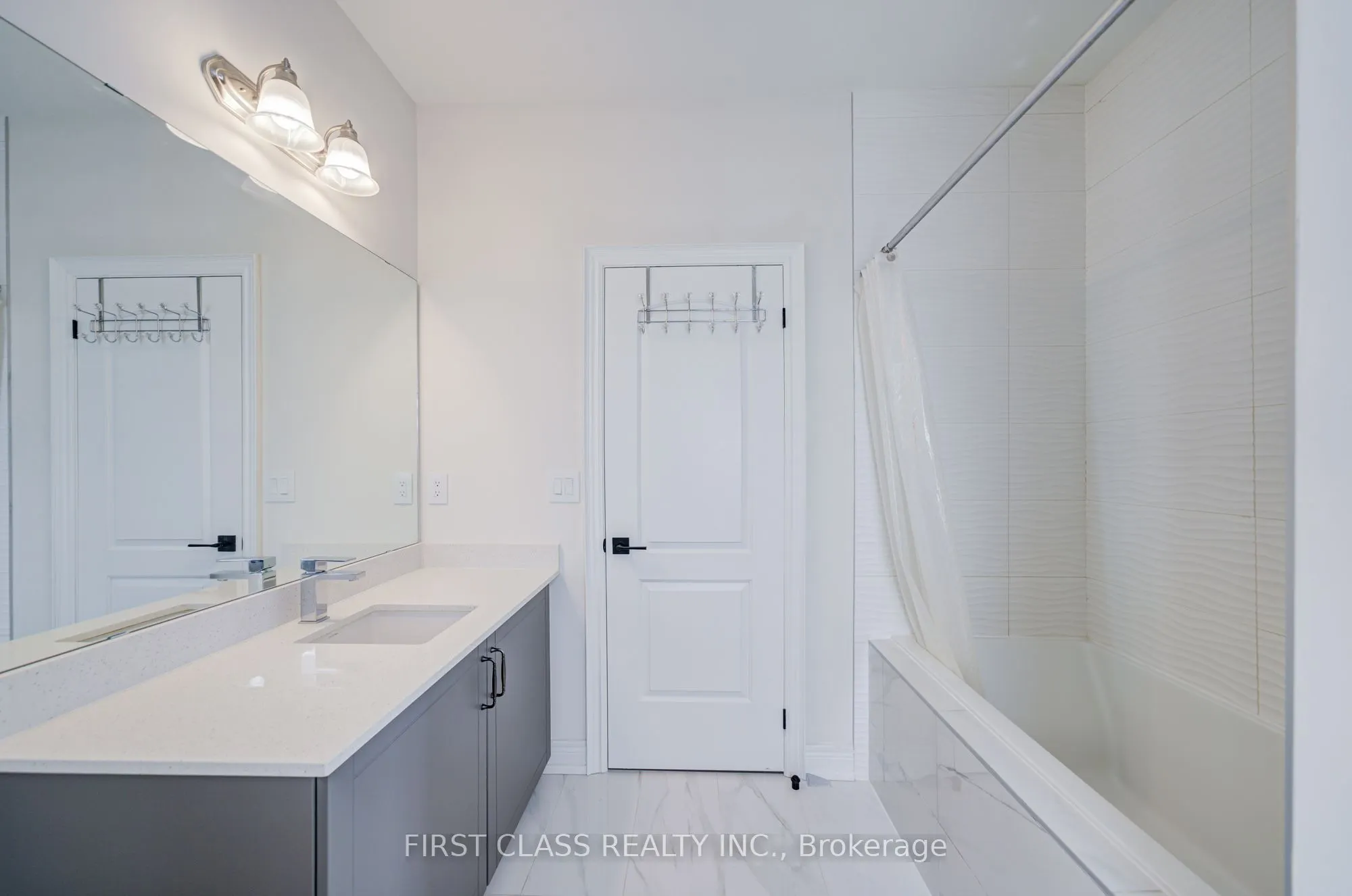 376 Seaview Heights