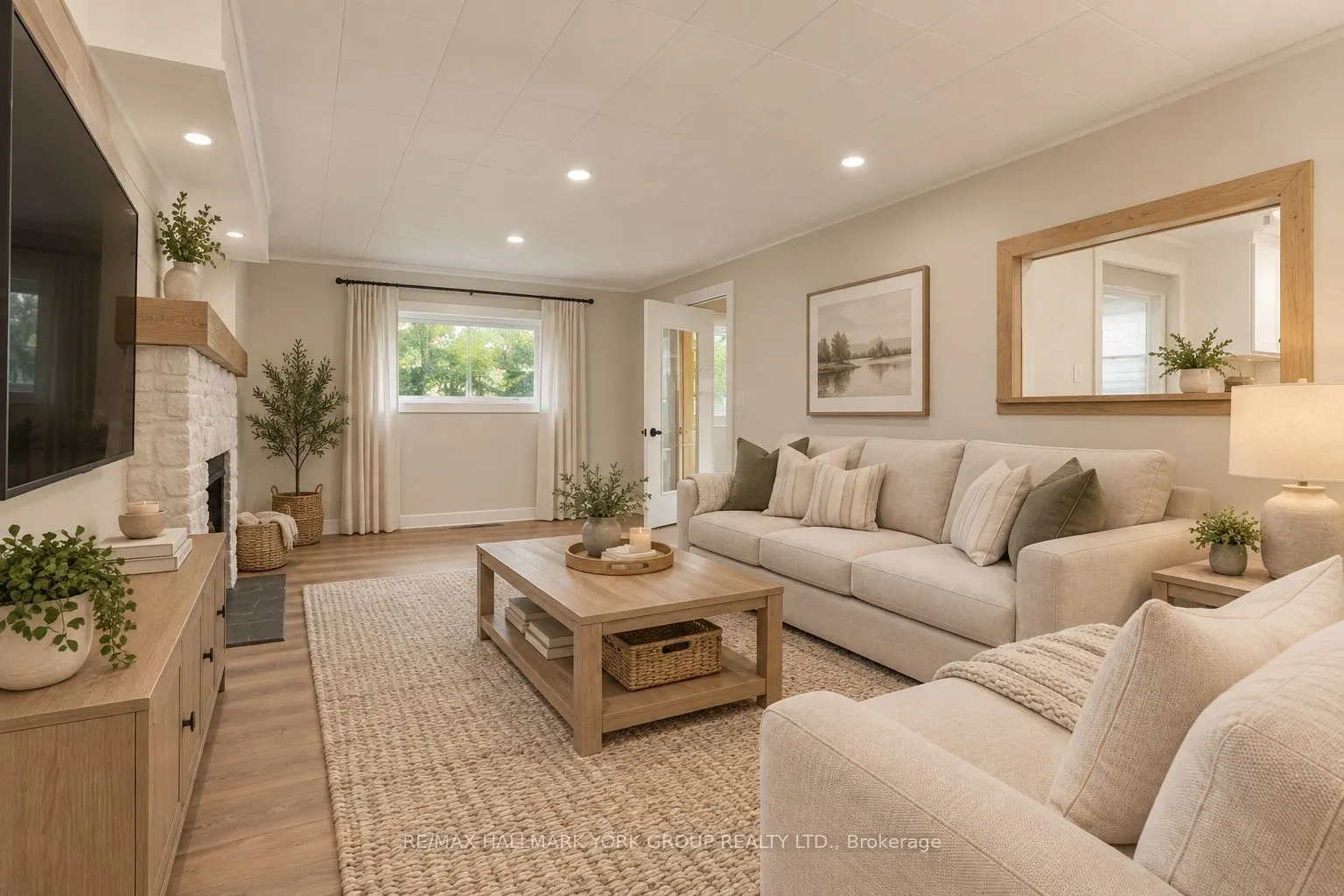 18 Ravenswood Drive