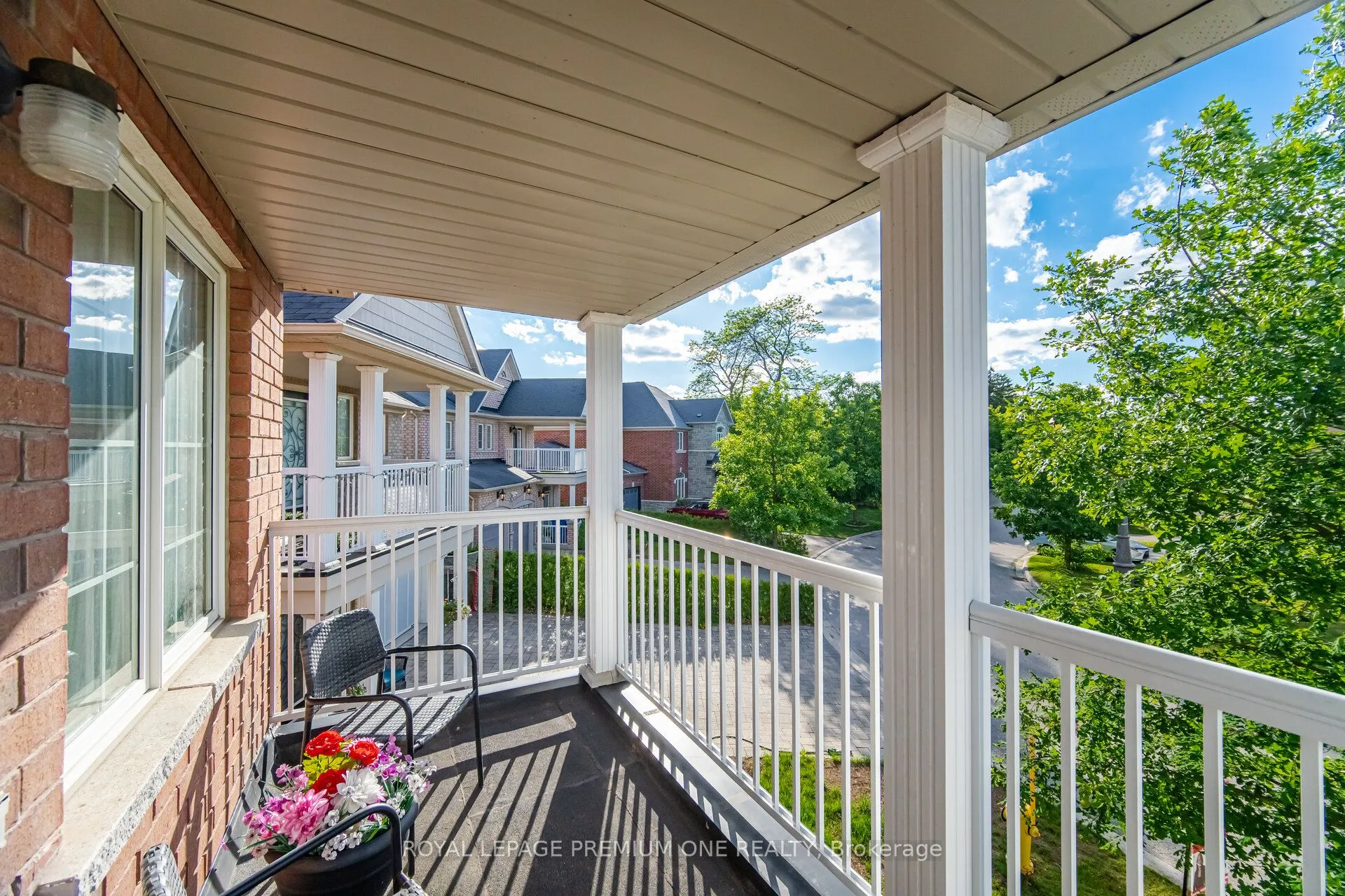 62 Lost Pond Crescent