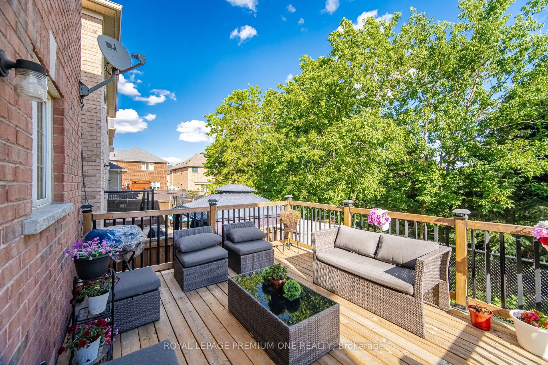 62 Lost Pond Crescent