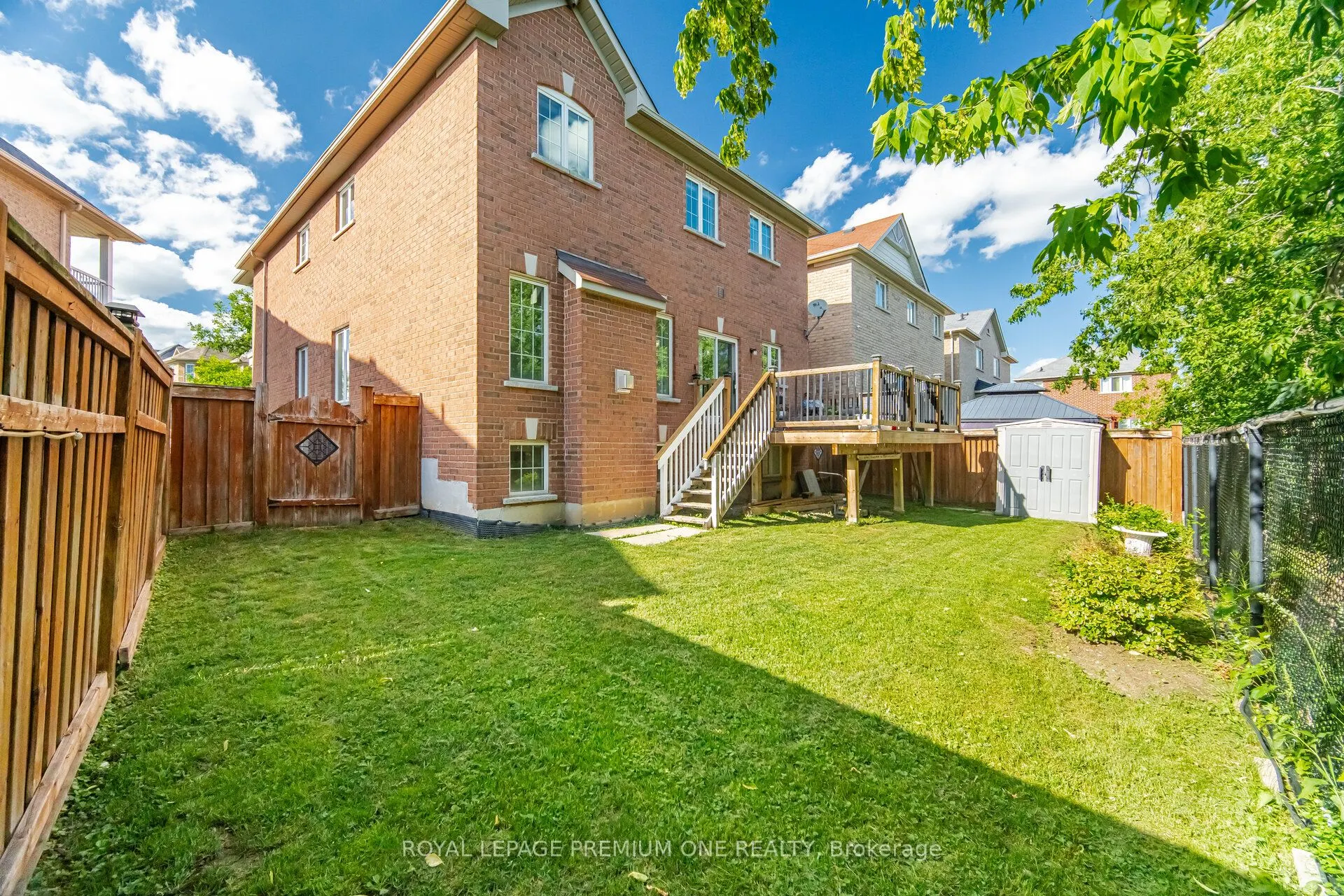 62 Lost Pond Crescent