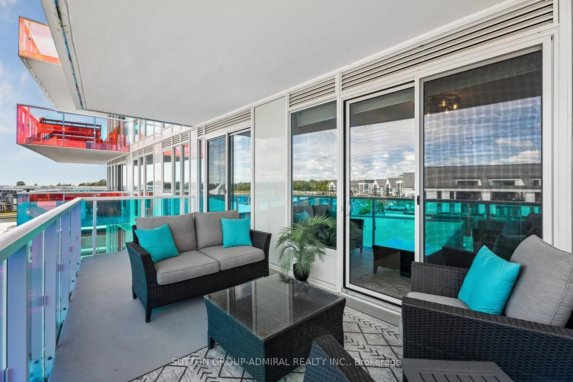 333 Sunseeker Avenue #422