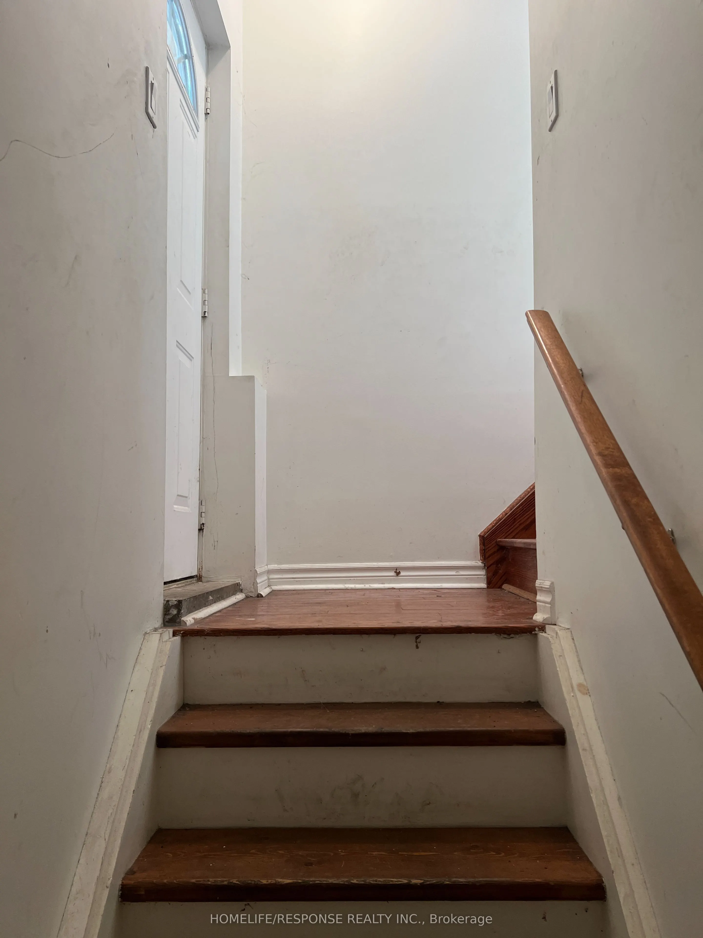 96 SOLWAY Avenue
