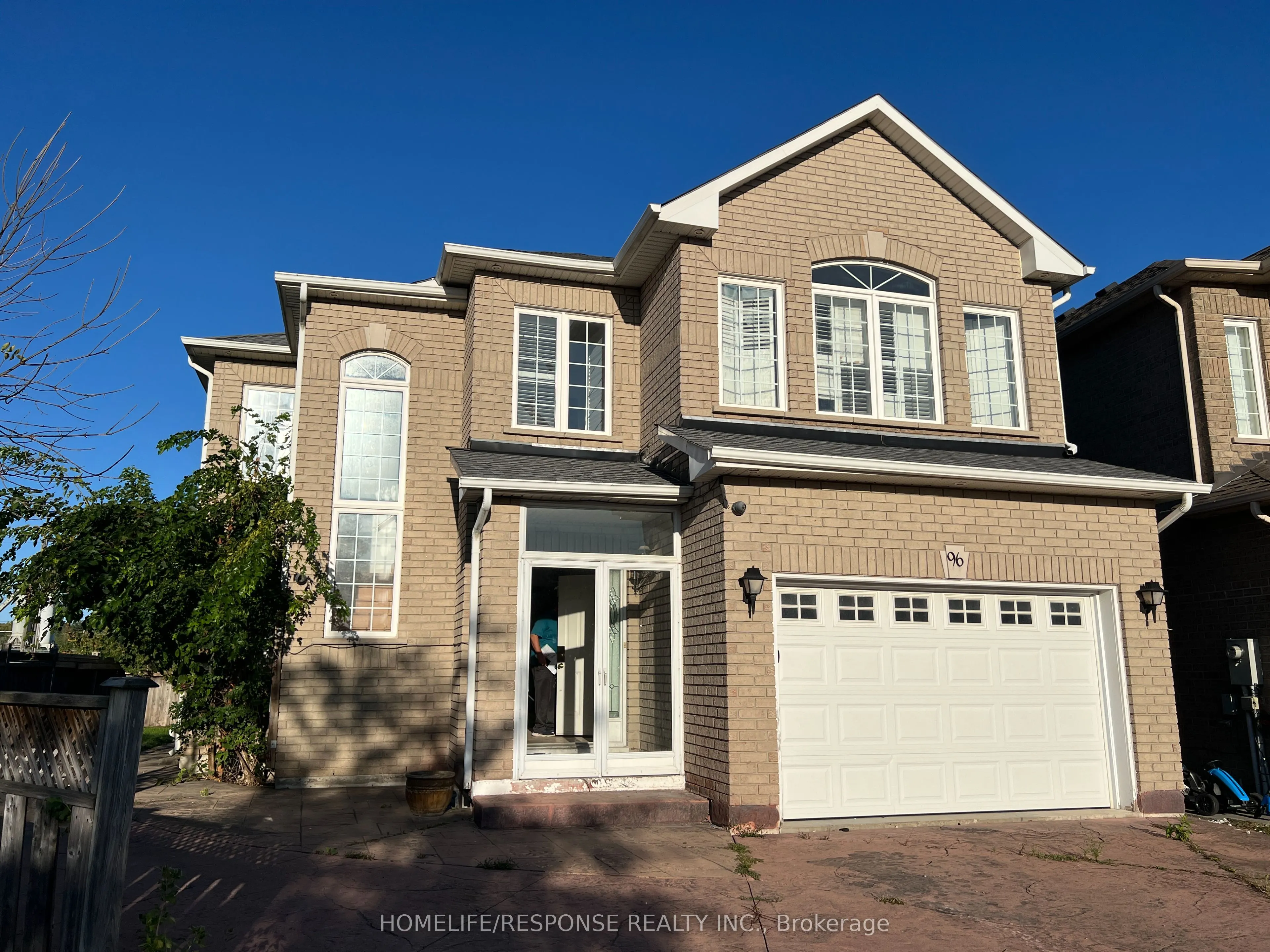96 SOLWAY Avenue
