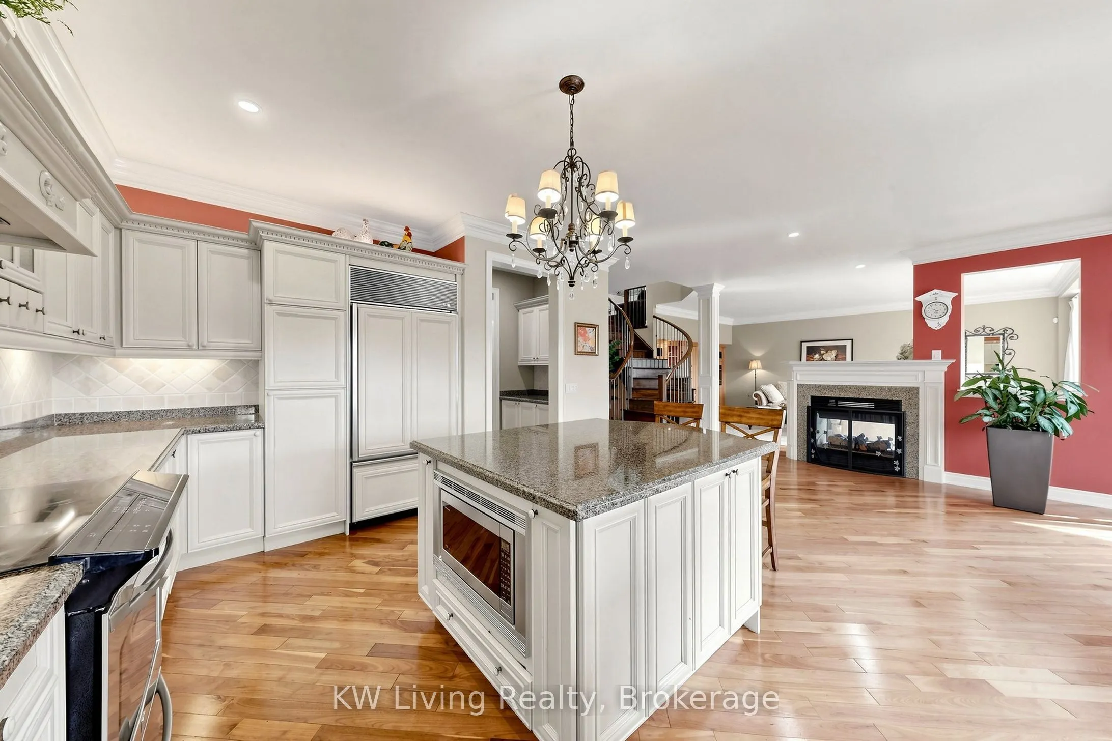 20 ORMSBY Court