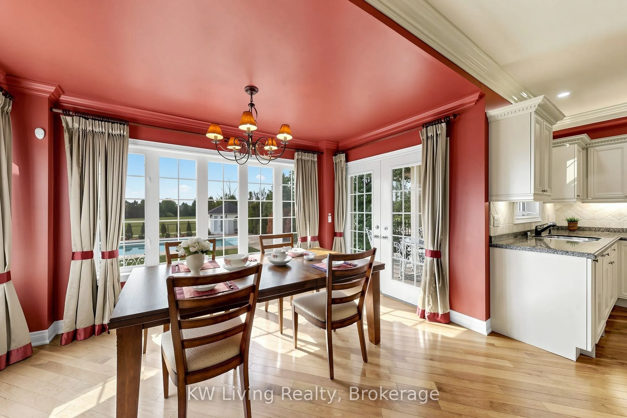 20 ORMSBY Court