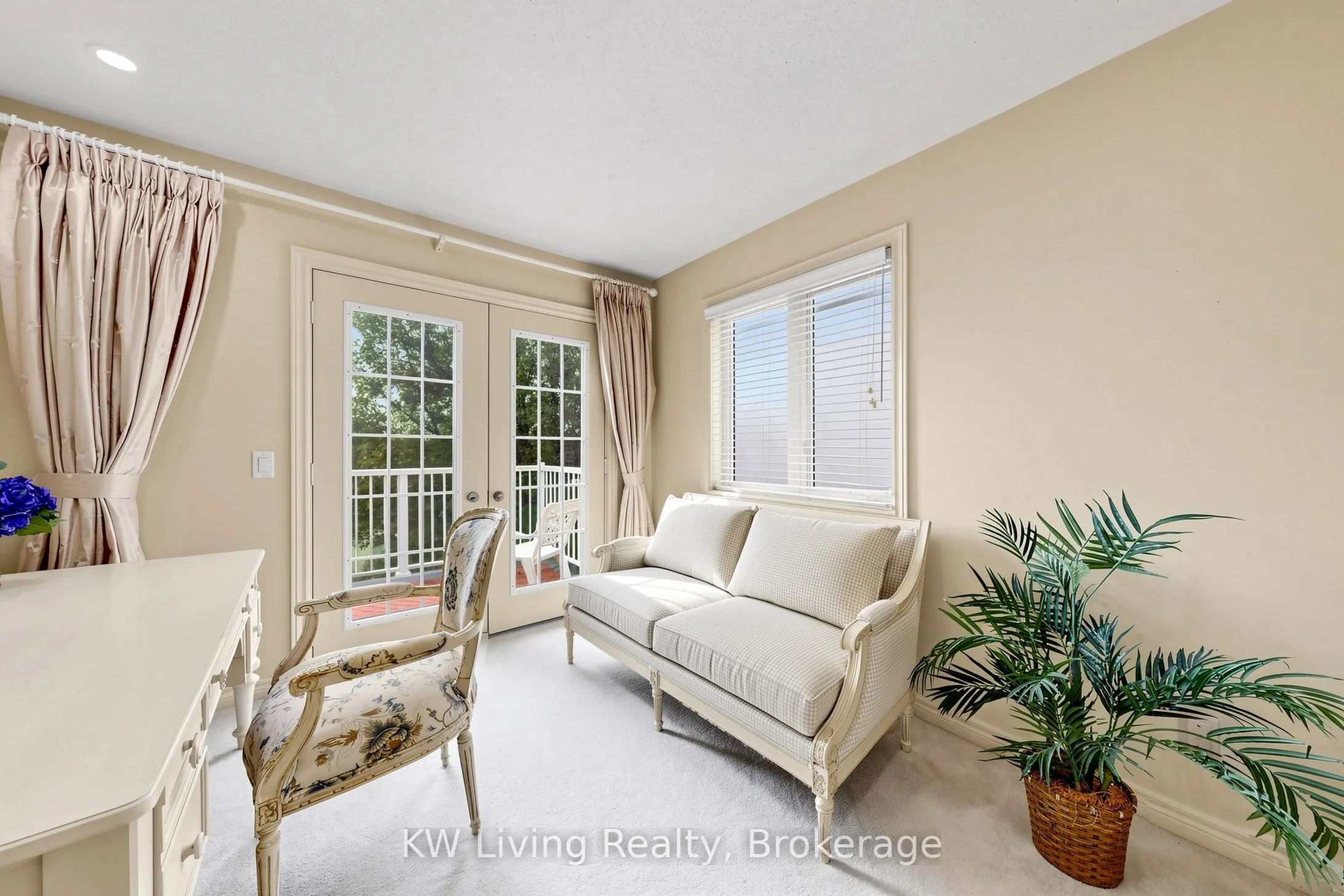 20 ORMSBY Court
