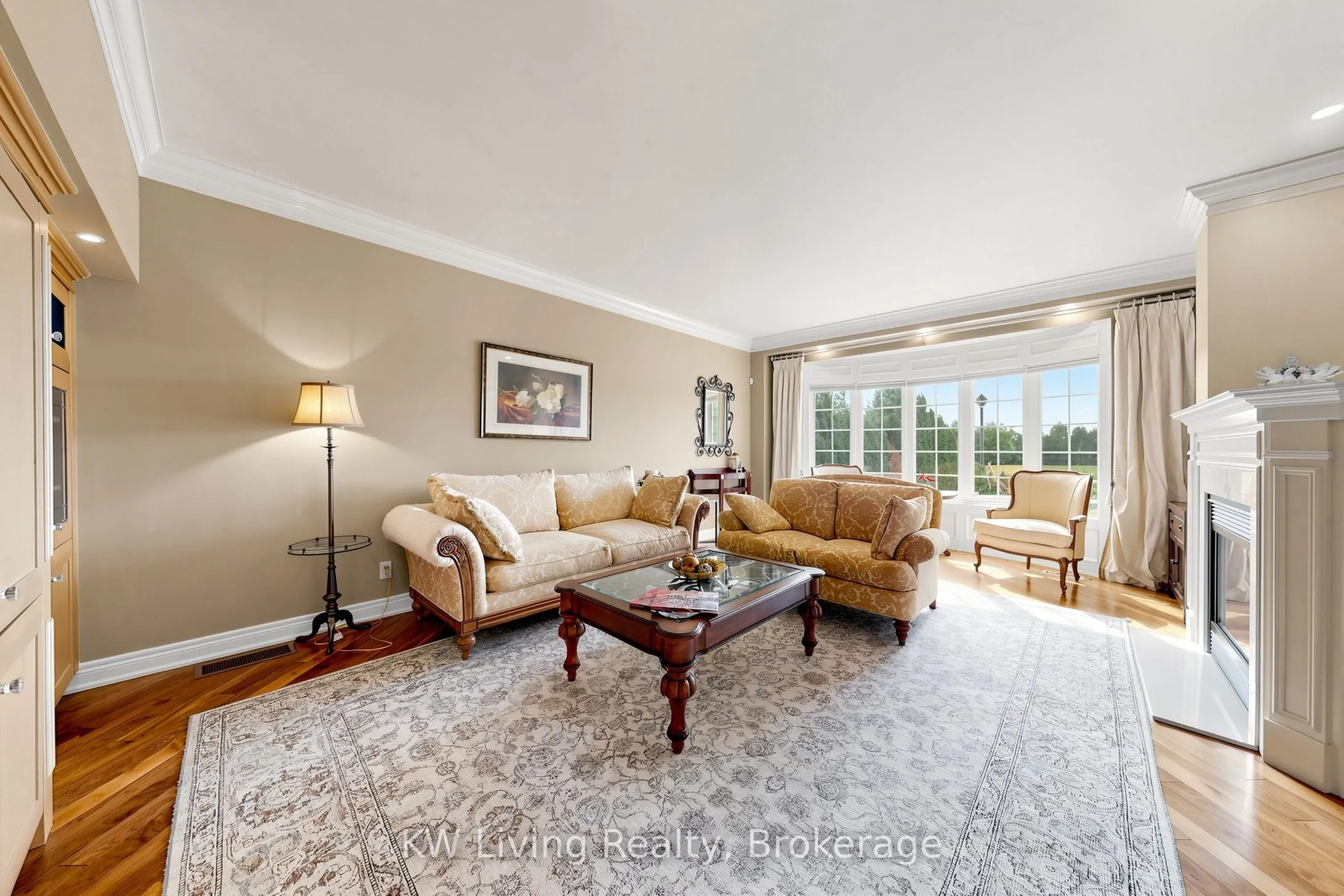 20 ORMSBY Court
