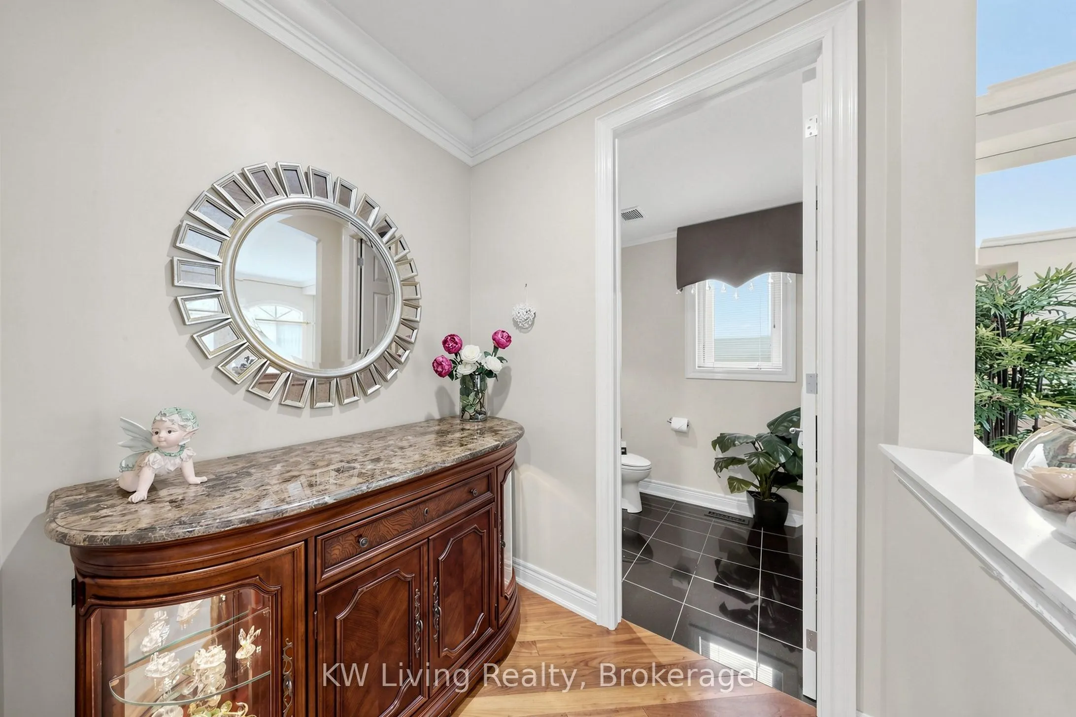 20 ORMSBY Court