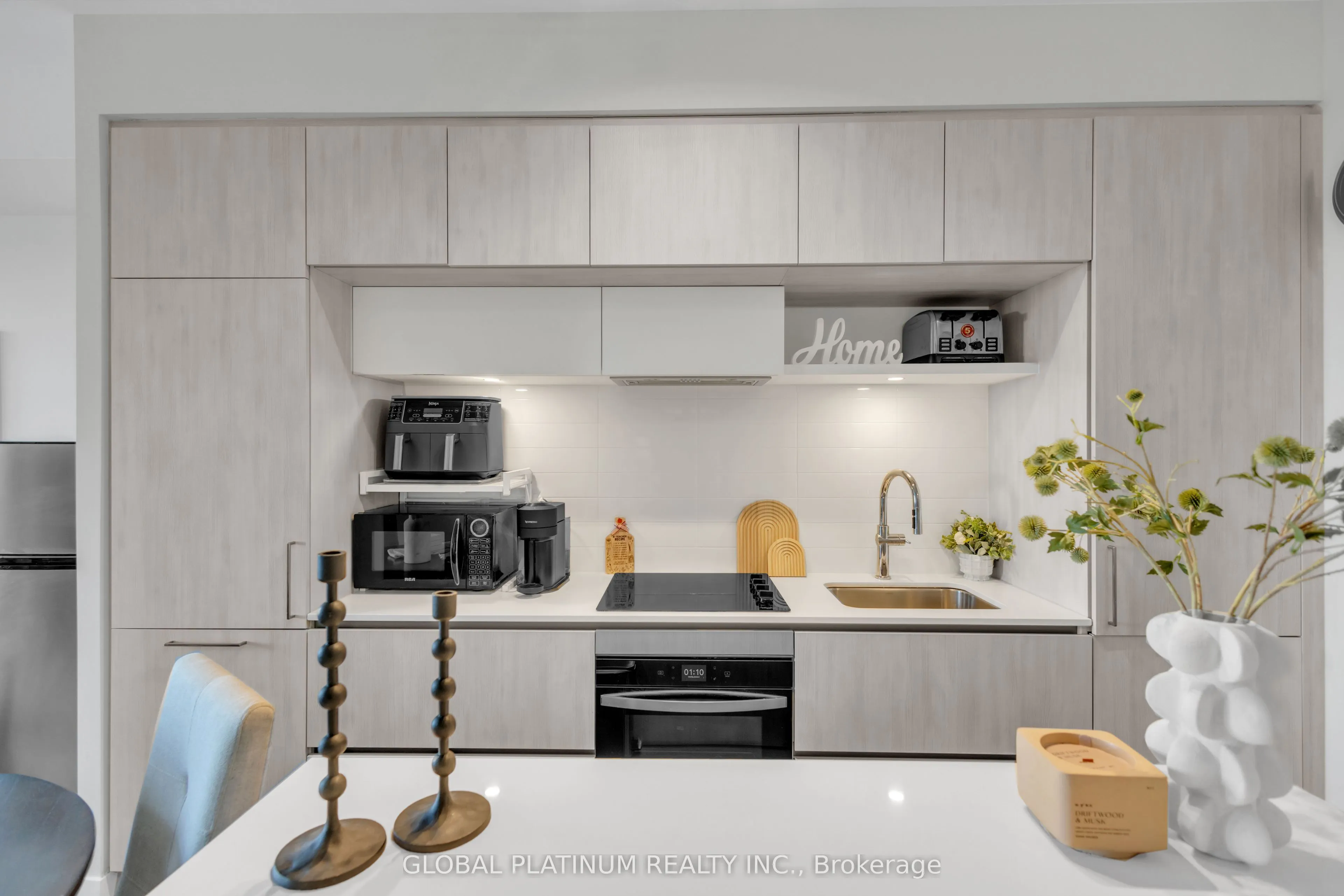 6 David Eyer Road #713