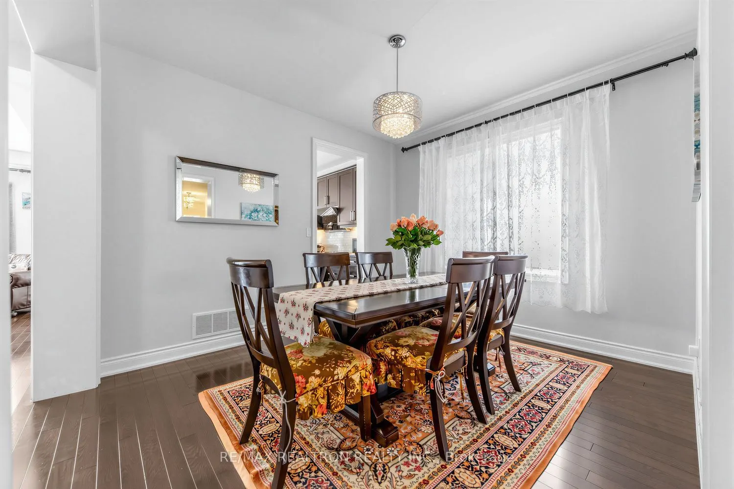 220 Degraaf Crescent