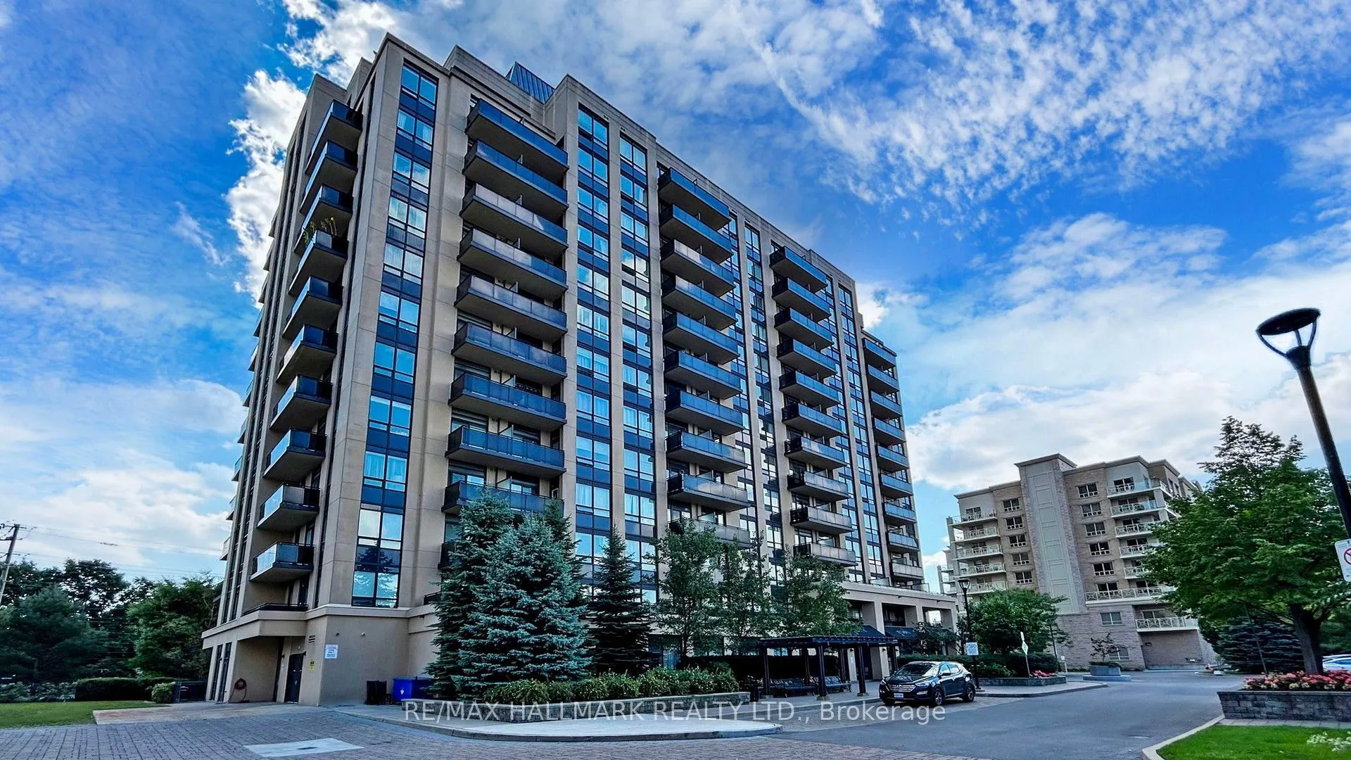 520 Steeles Avenue W #609