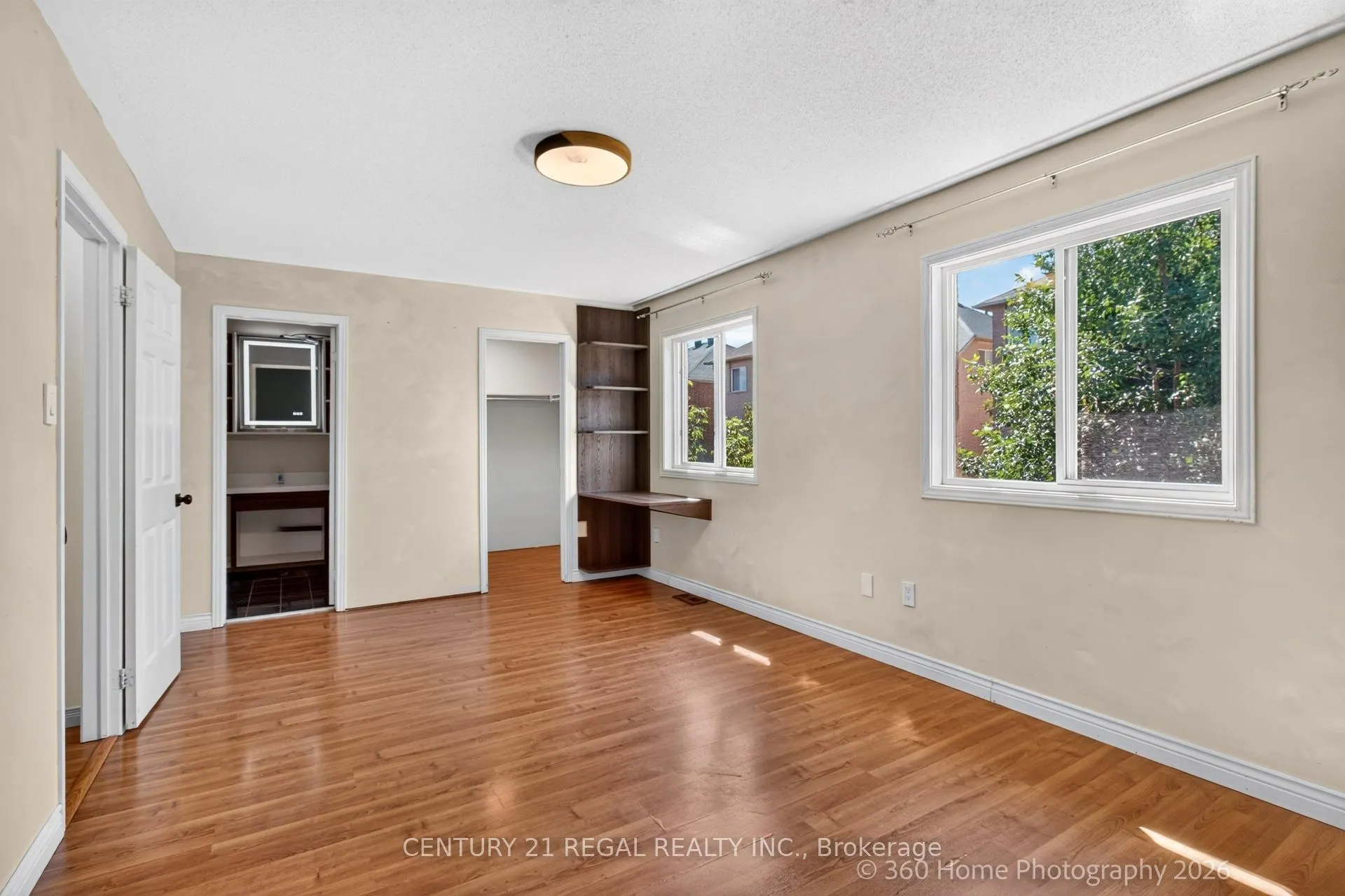 352 Flagstone Way