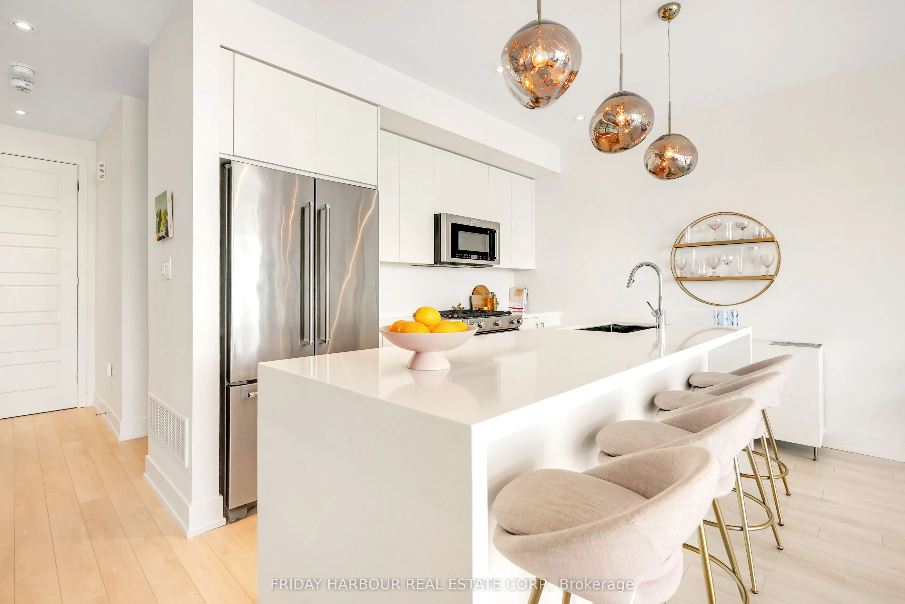 3718 Mangusta Court