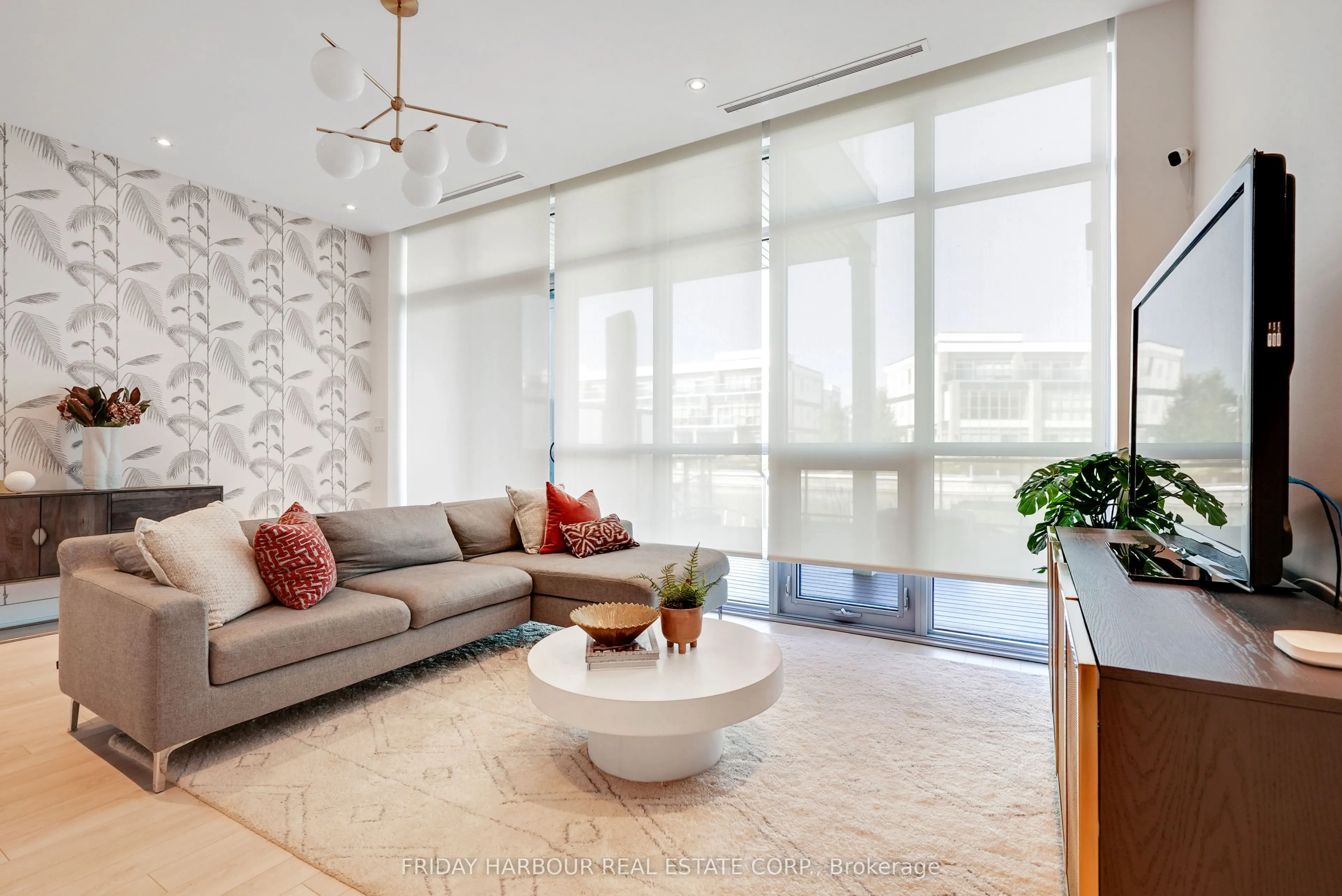 3718 Mangusta Court