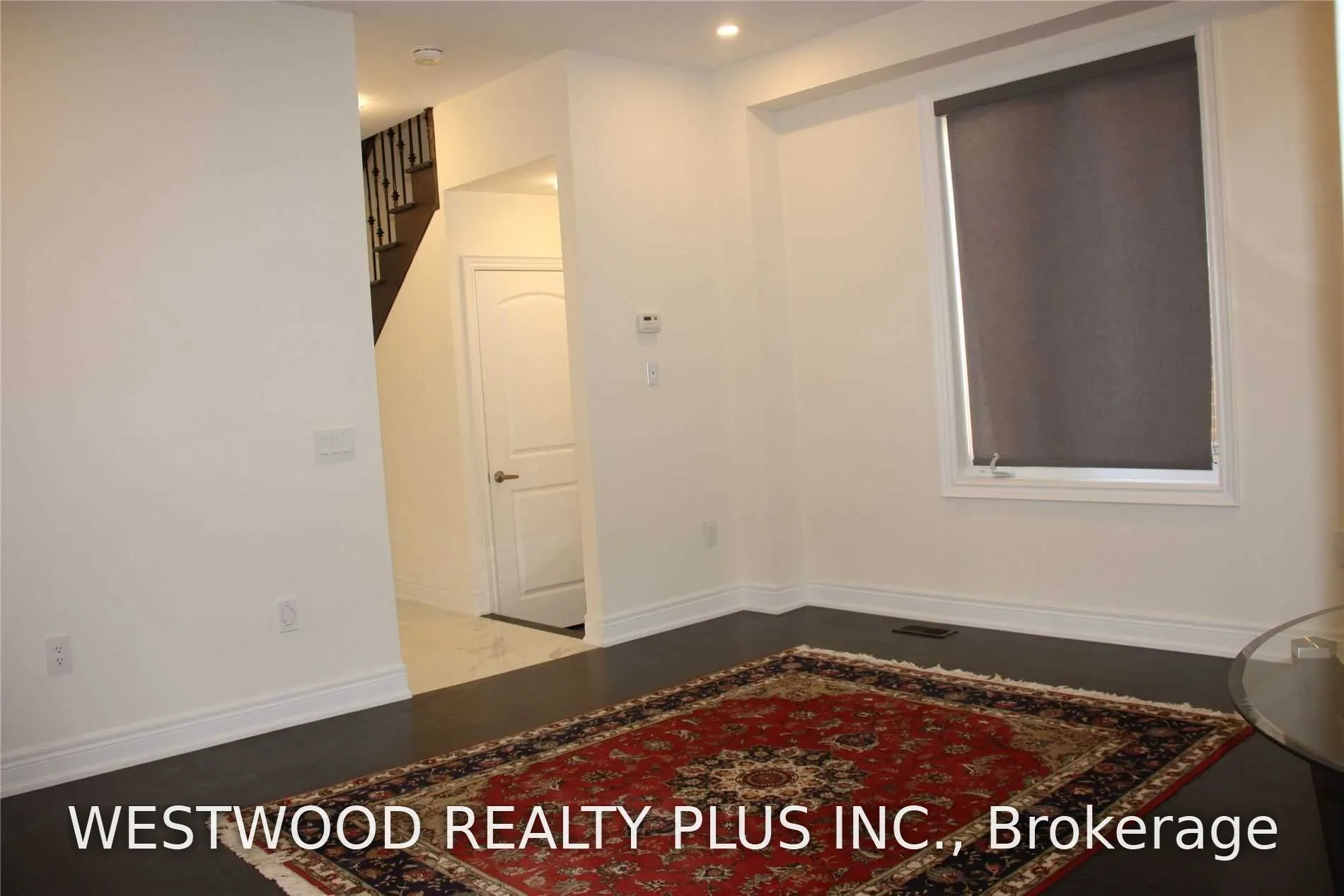 259 Walter English Drive #Top 2 Floors