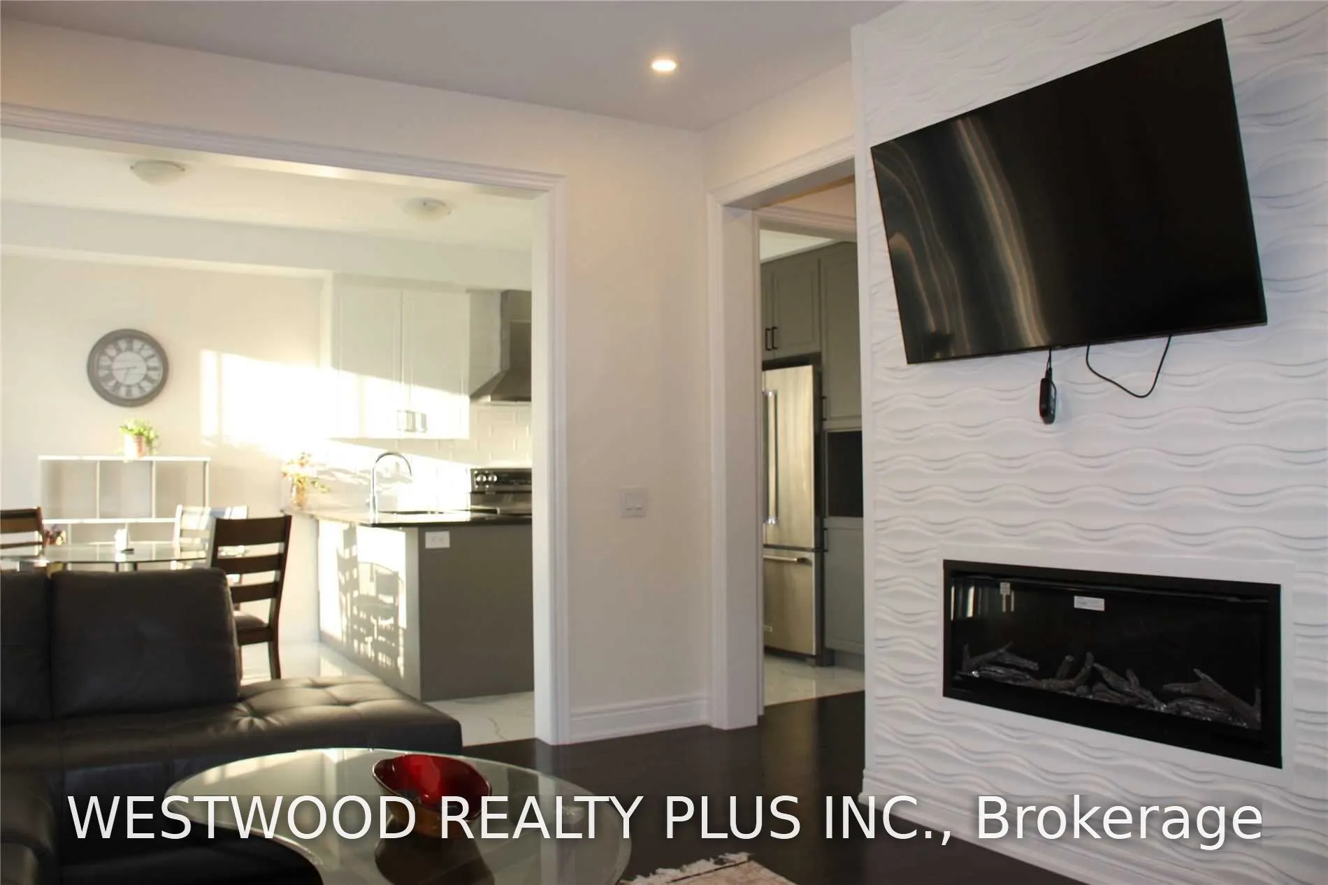 259 Walter English Drive #Top 2 Floors