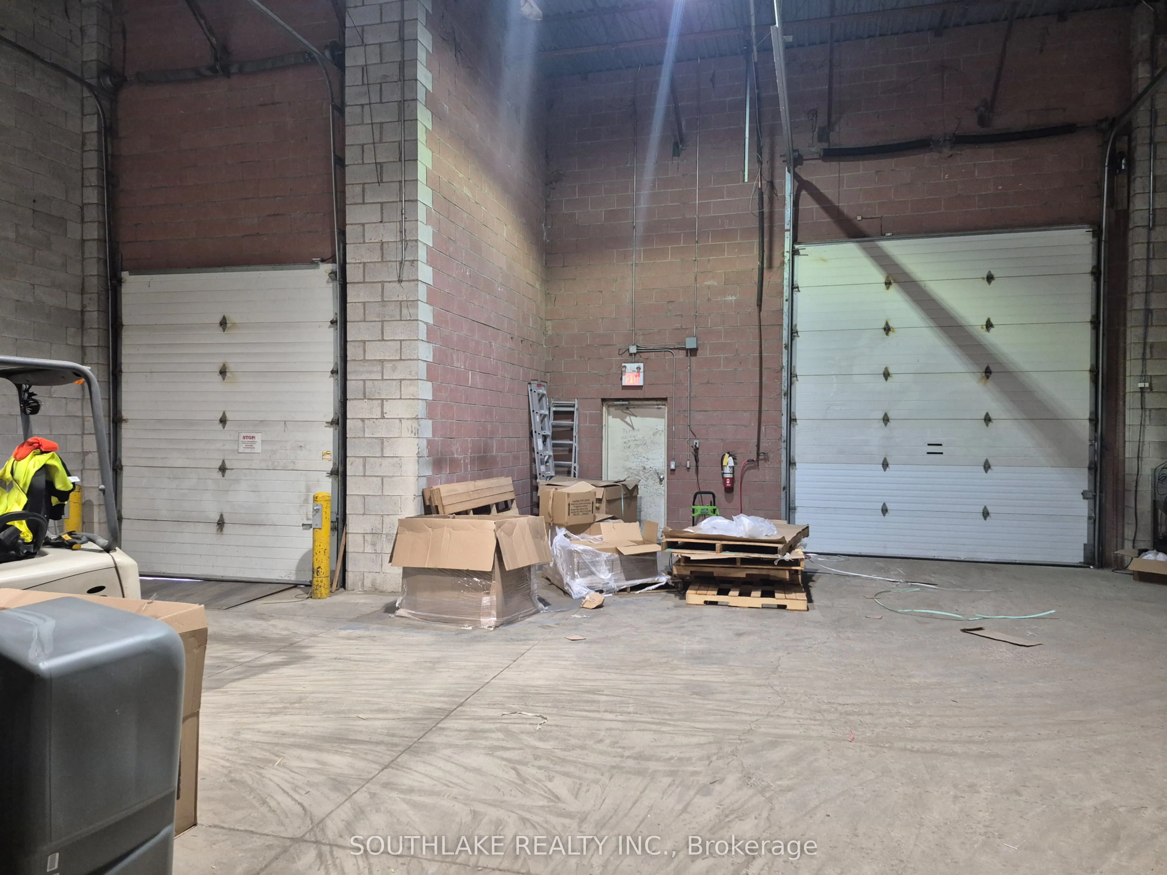 55 Industrial Road #8-9