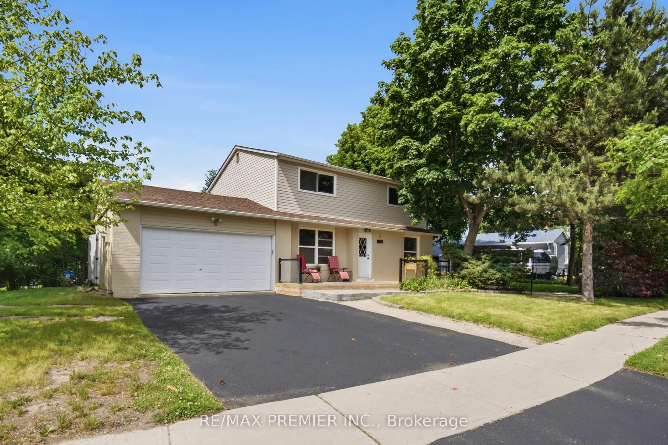 115 William Roe Boulevard
