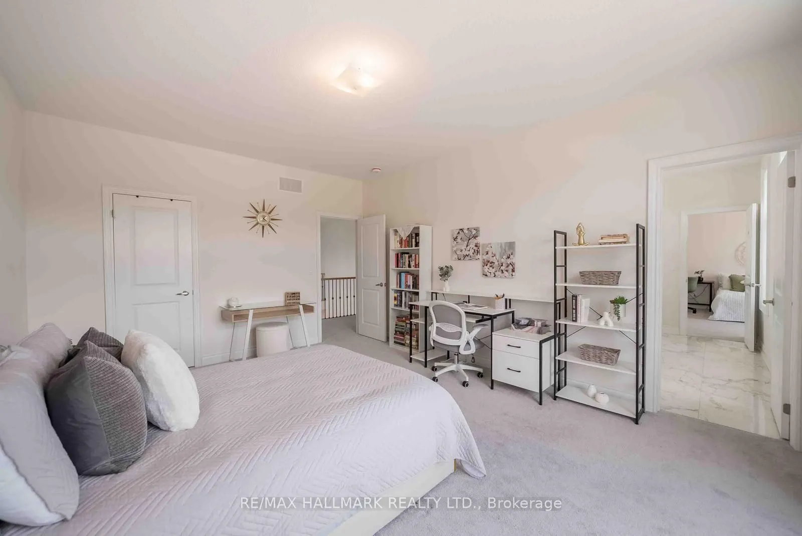 23 Carlinds Crescent