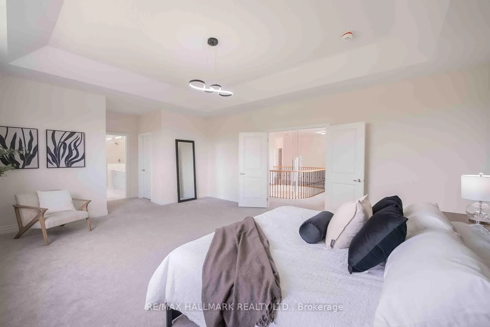 23 Carlinds Crescent
