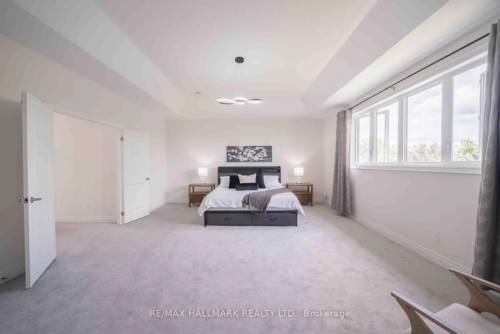 23 Carlinds Crescent