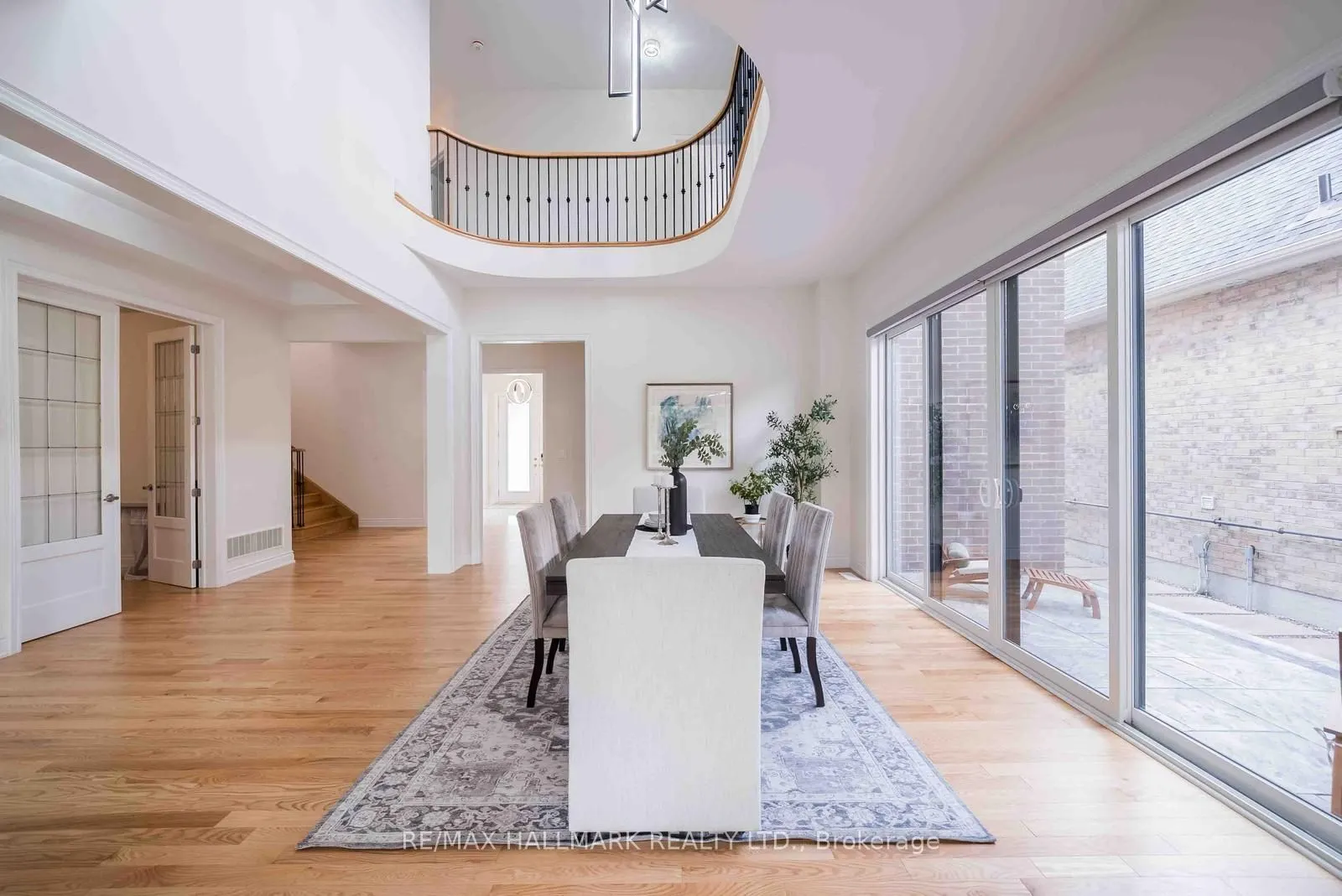 23 Carlinds Crescent
