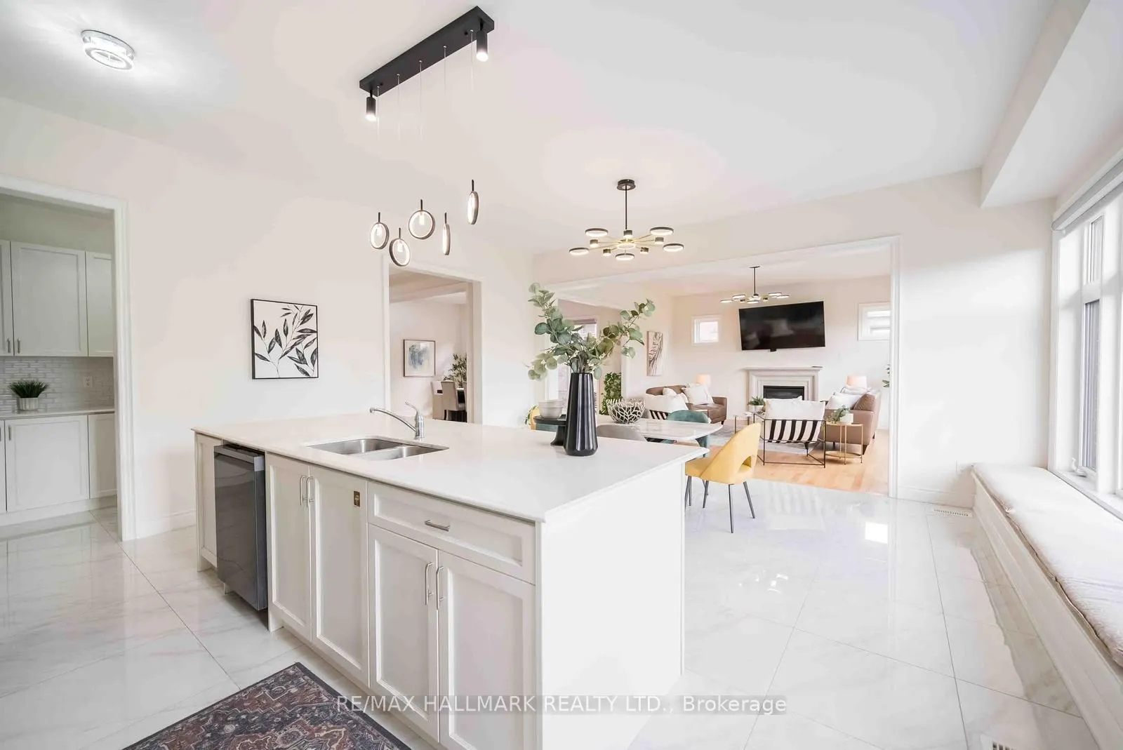 23 Carlinds Crescent