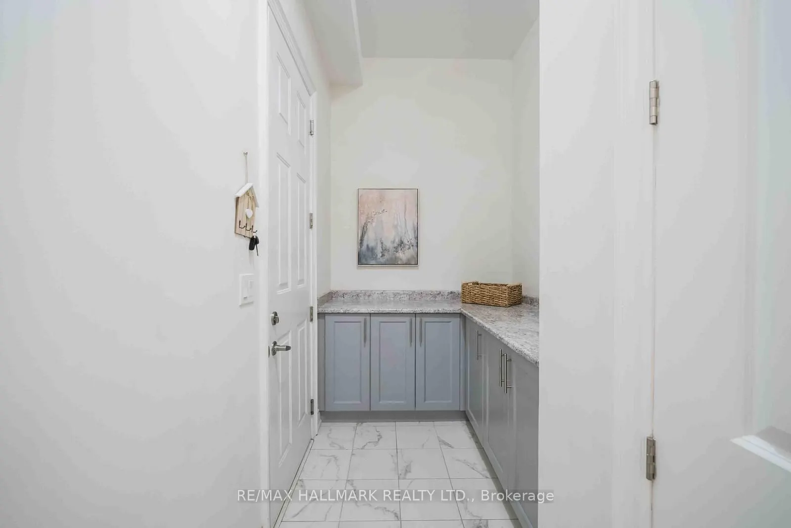 23 Carlinds Crescent