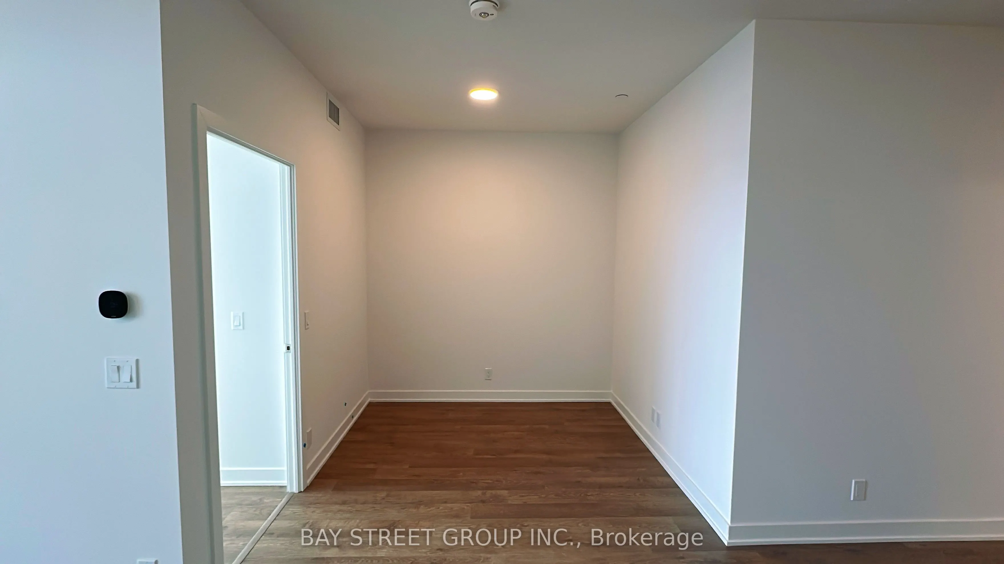 50 Upper Mall Way #B3001