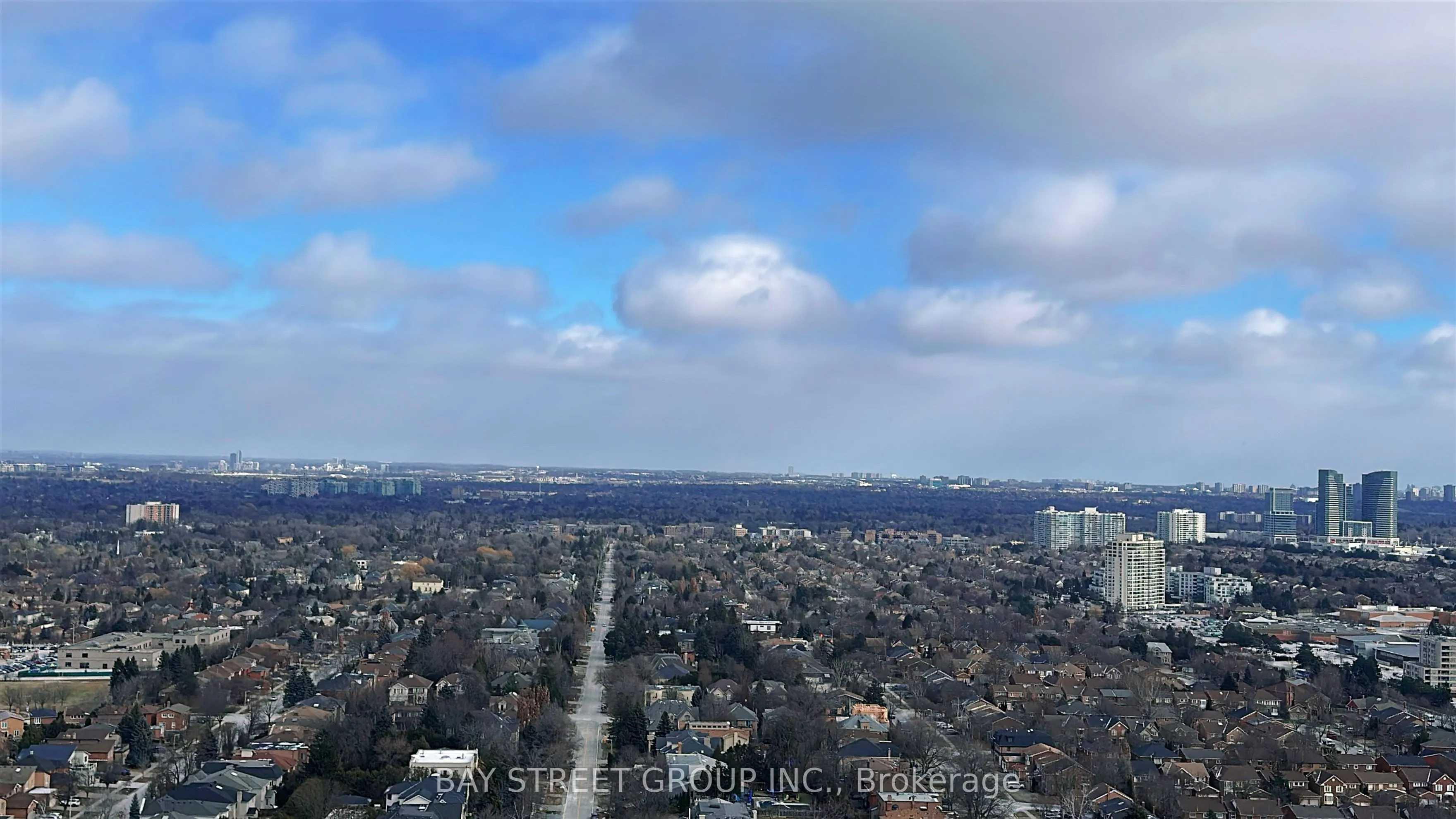 50 Upper Mall Way #B3001
