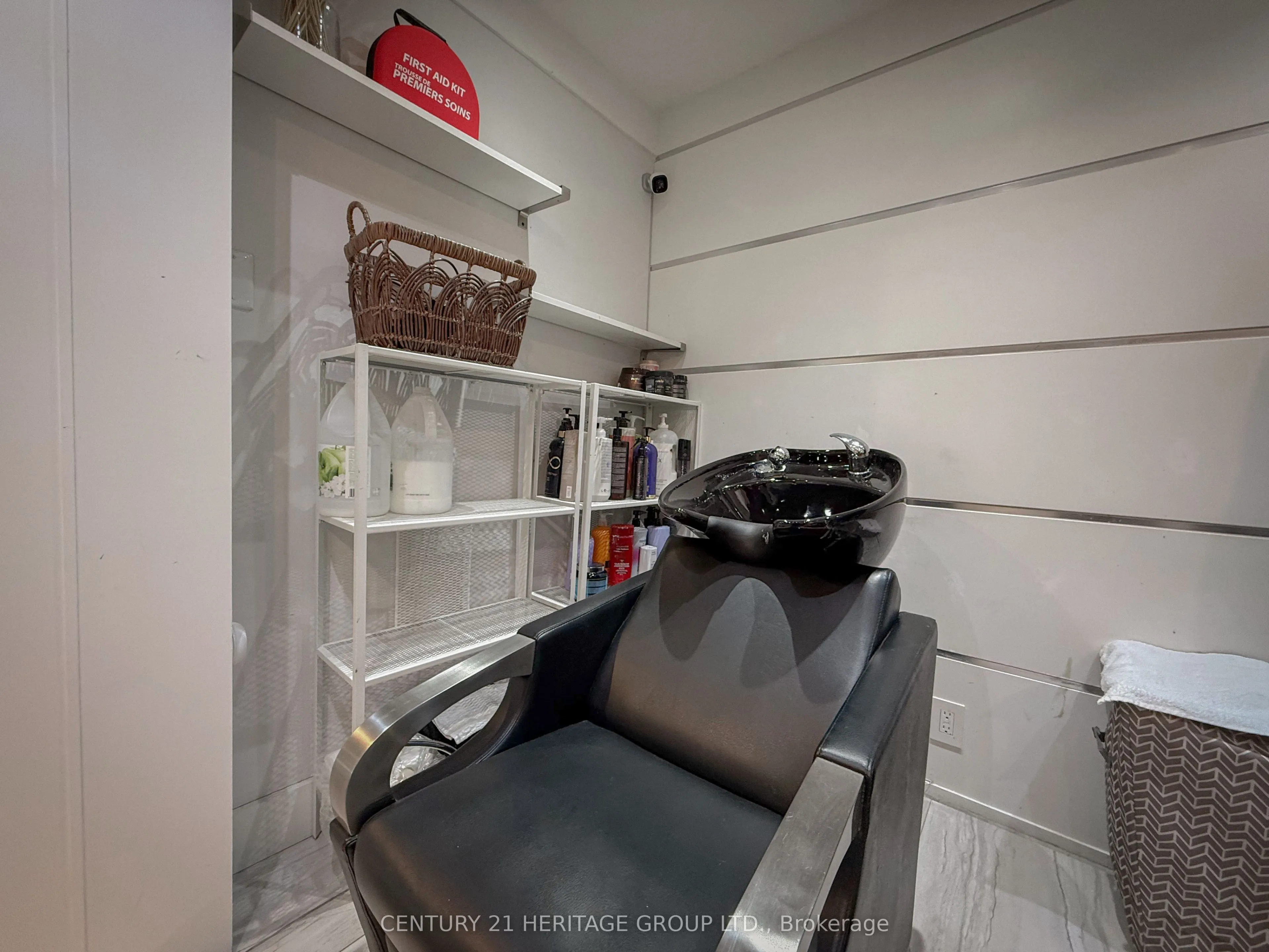 8910 Yonge Street #9