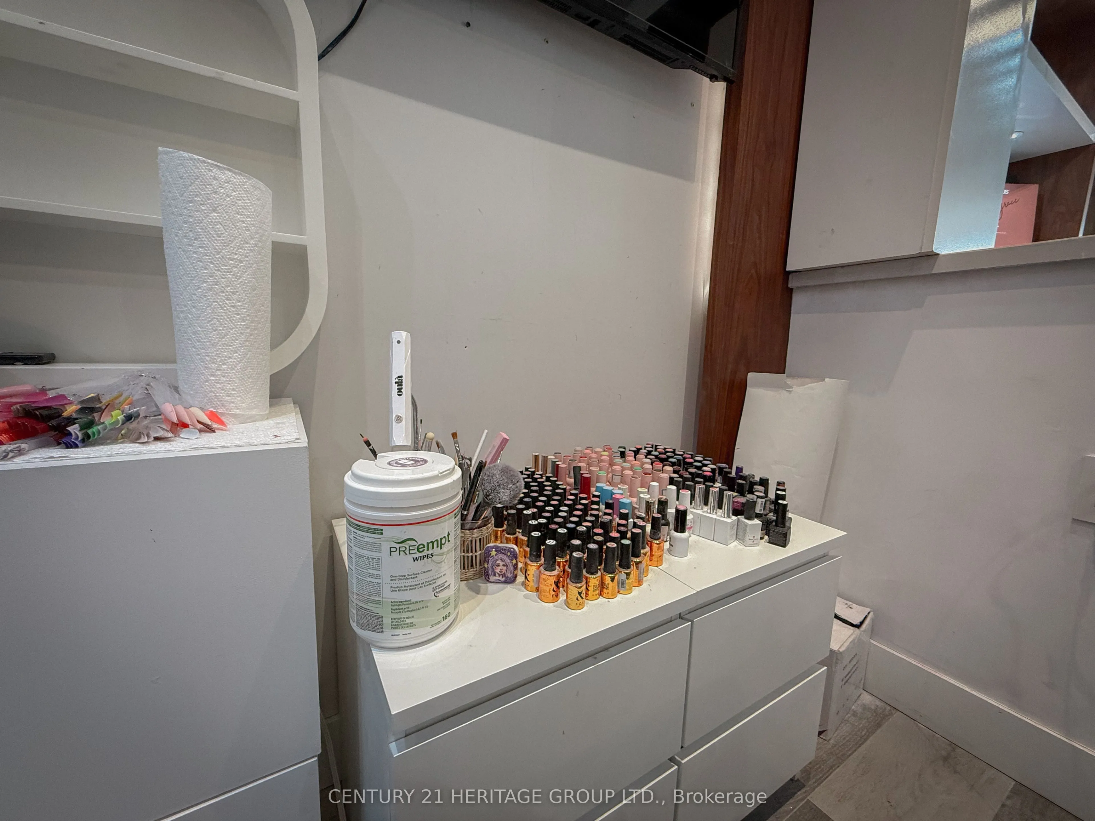 8910 Yonge Street #9