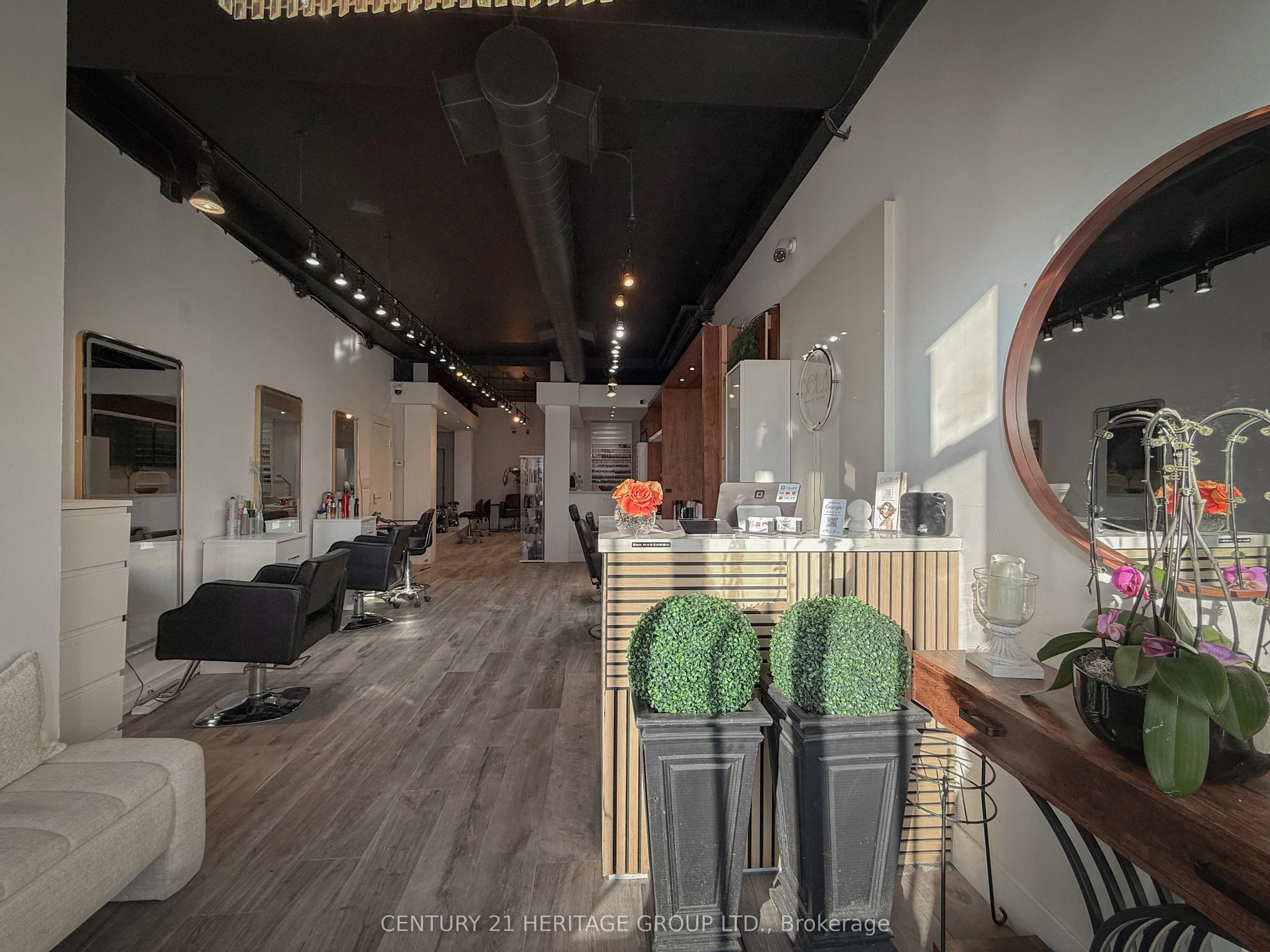 8910 Yonge Street #9