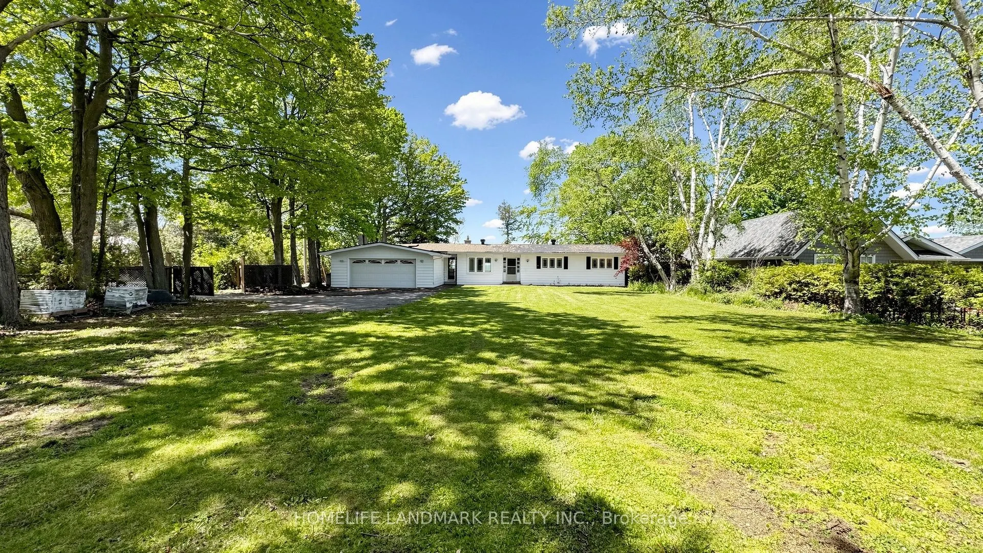 B735 Cedar Beach Road