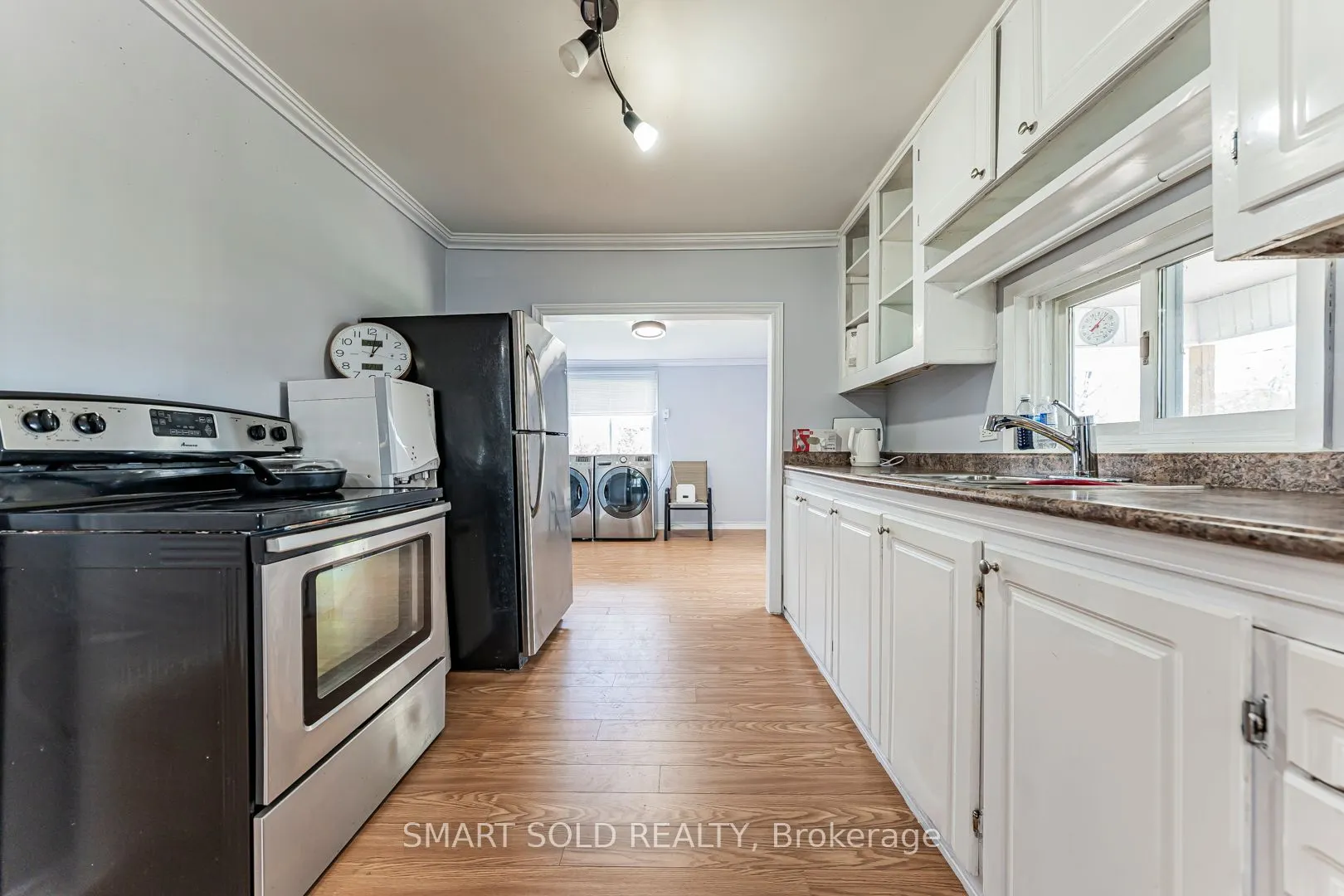 831 Norval Road