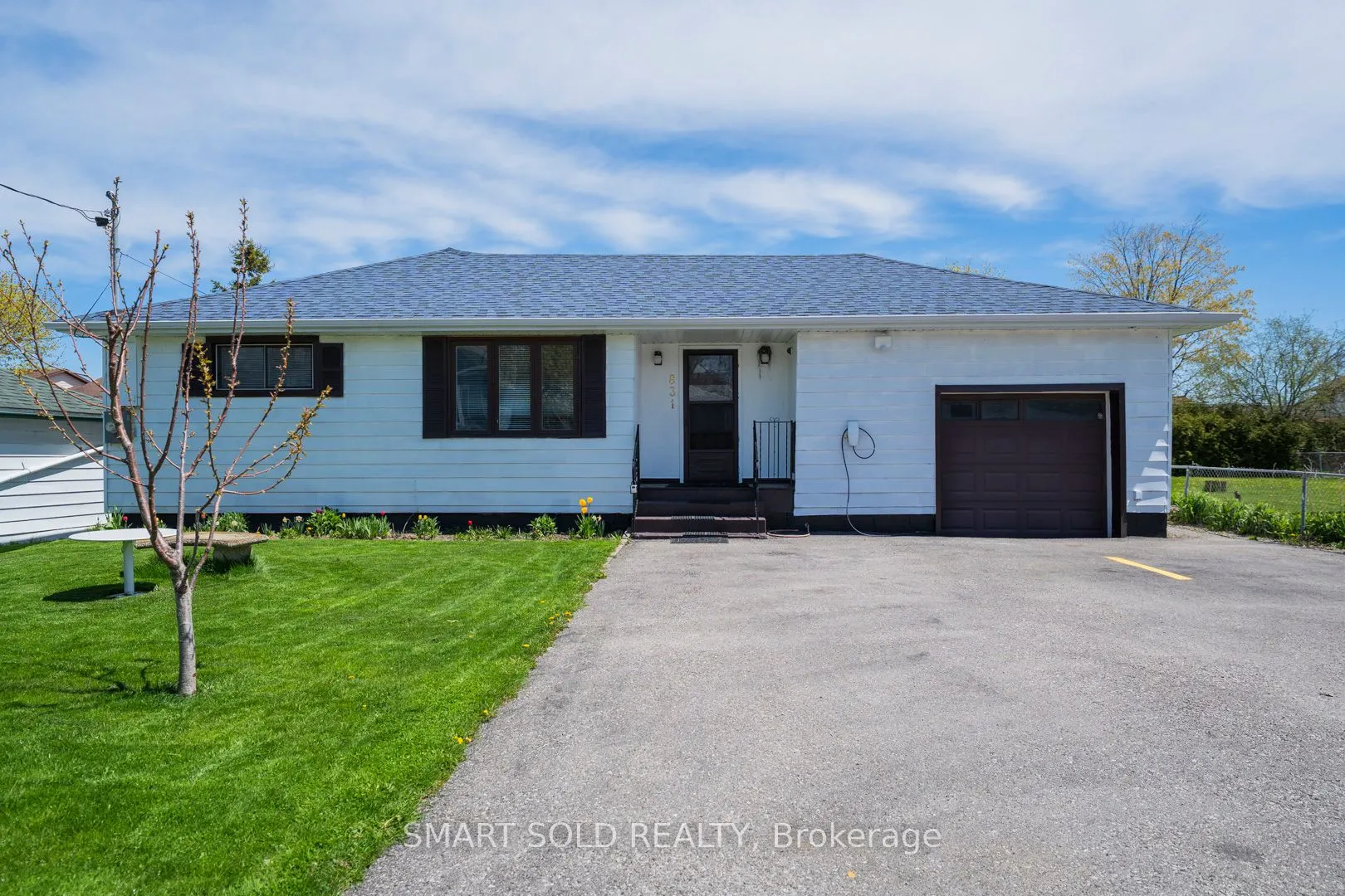 831 Norval Road