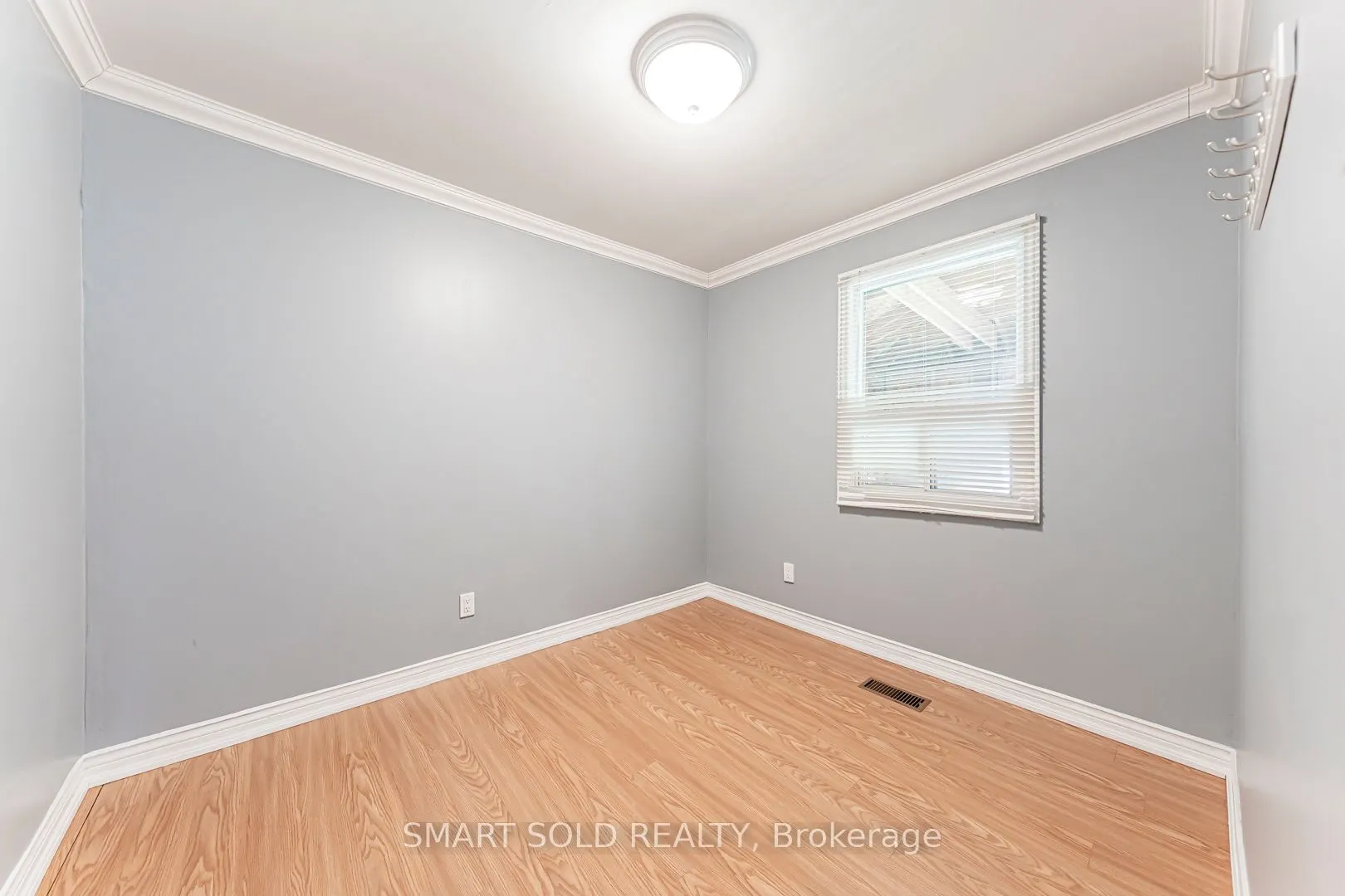 831 Norval Road