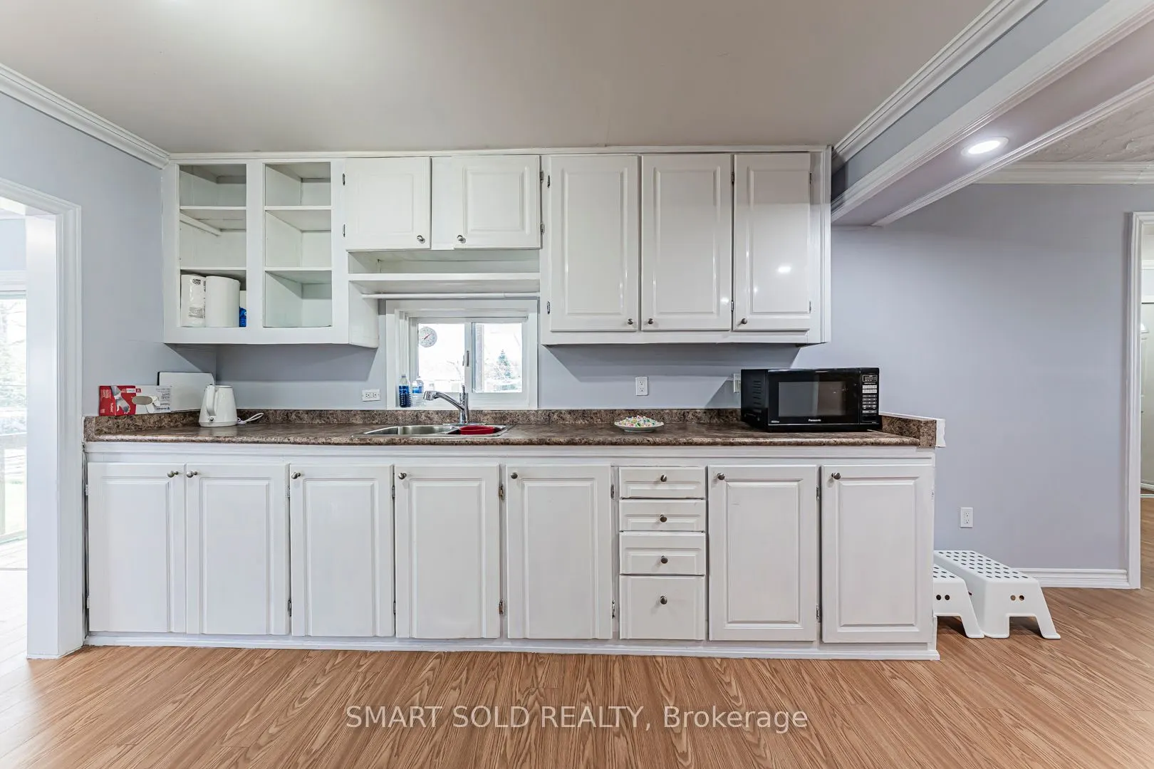 831 Norval Road