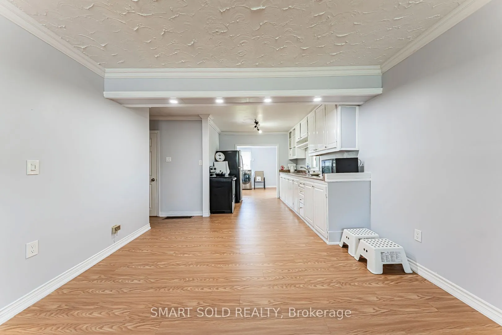 831 Norval Road